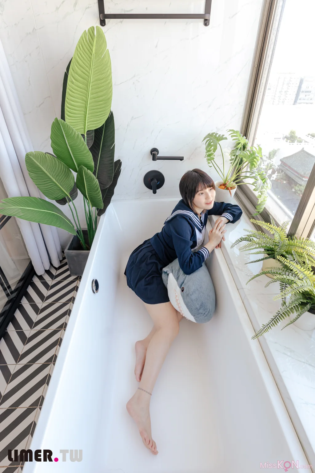 [Limerence原创] No.073_ 悠梨乃YuriNO JK鲨鲨