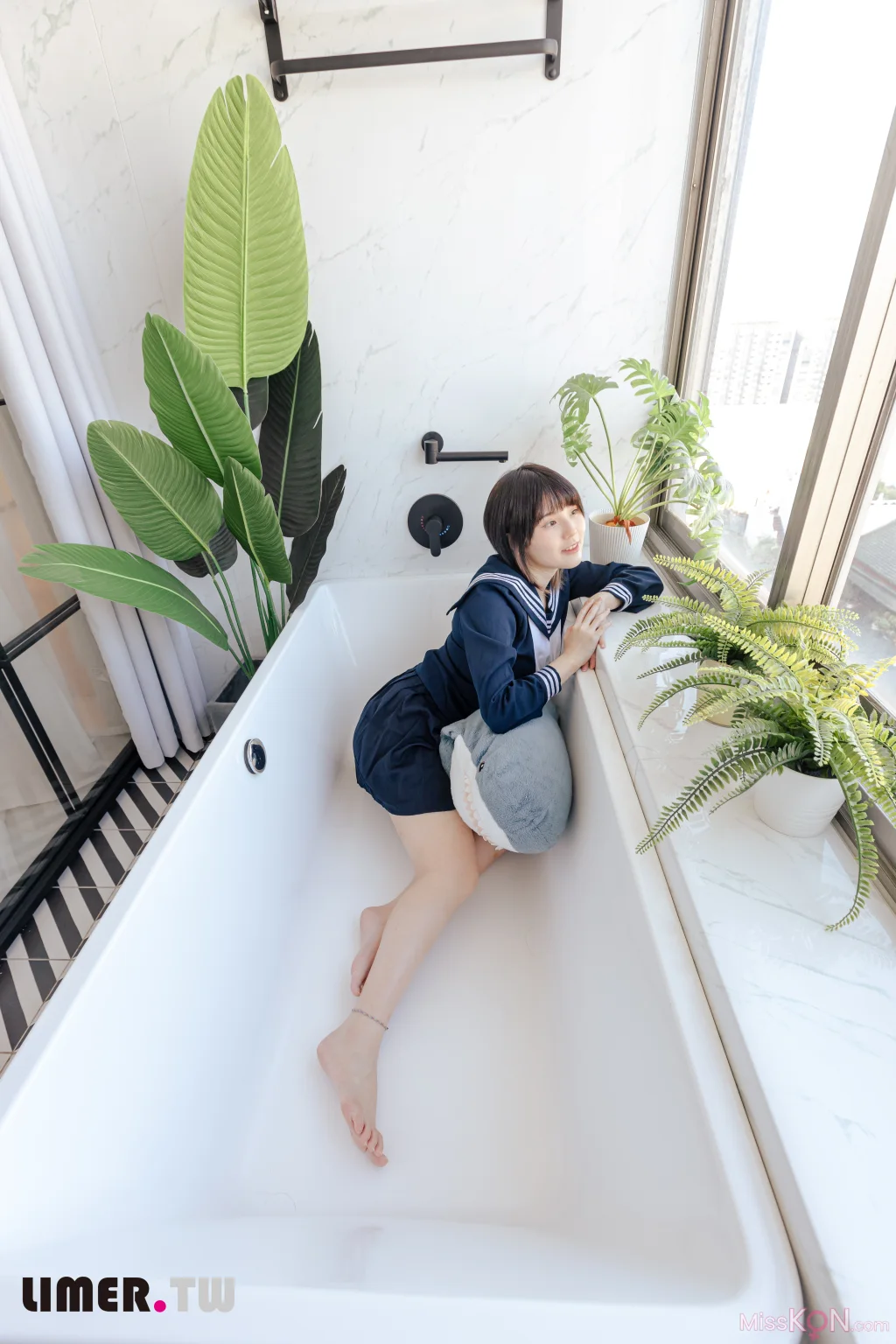 [Limerence原创] No.073_ 悠梨乃YuriNO JK鲨鲨