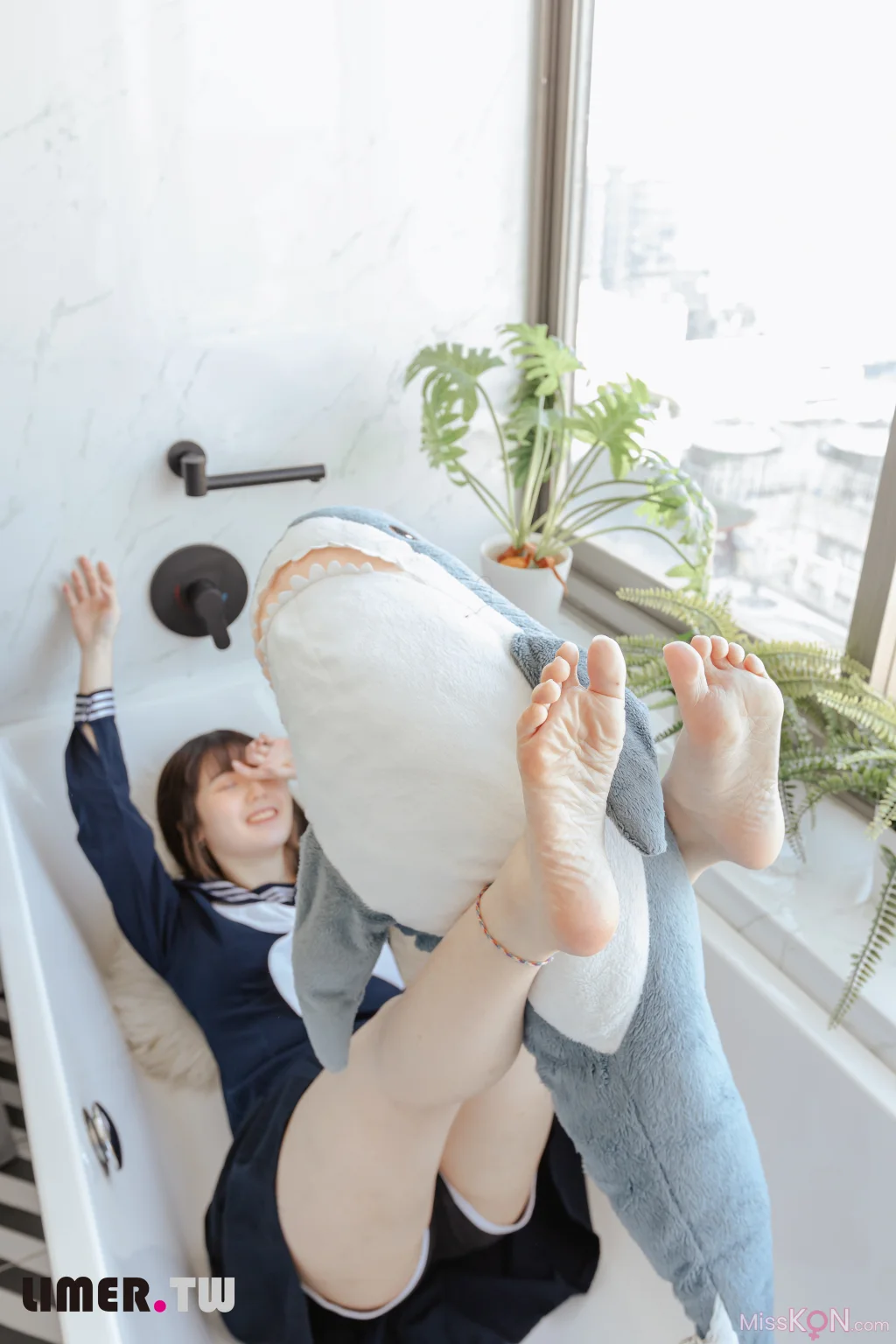 [Limerence原创] No.073_ 悠梨乃YuriNO JK鲨鲨