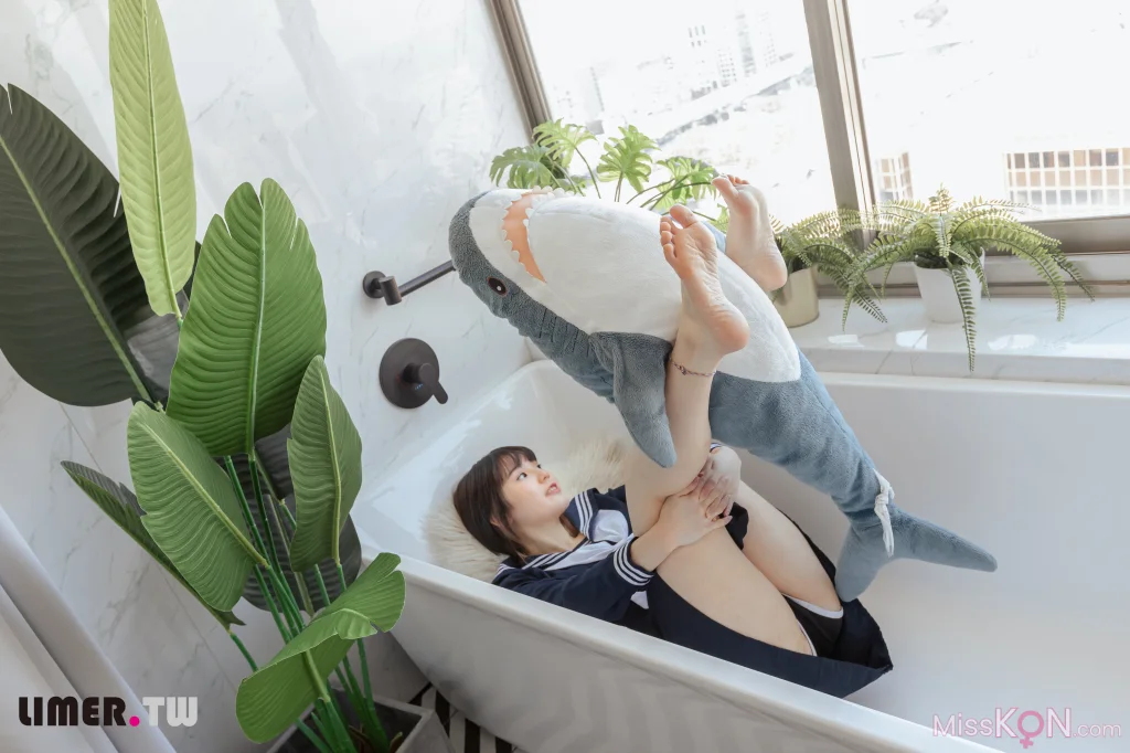 [Limerence原创] No.073_ 悠梨乃YuriNO JK鲨鲨