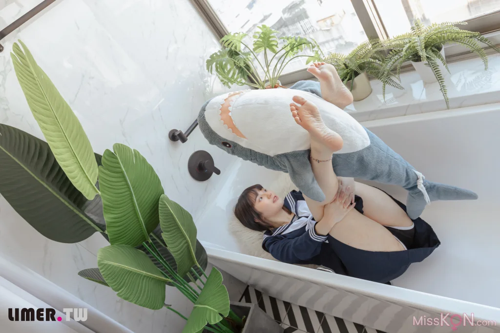 [Limerence原创] No.073_ 悠梨乃YuriNO JK鲨鲨