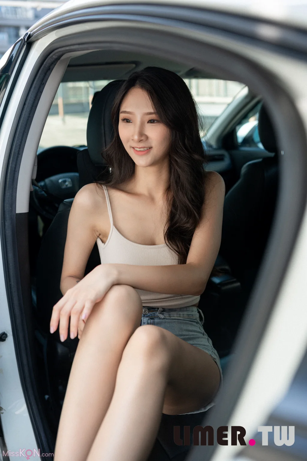 [Limerence原创] No.075_ 超美EJ 车拍美足