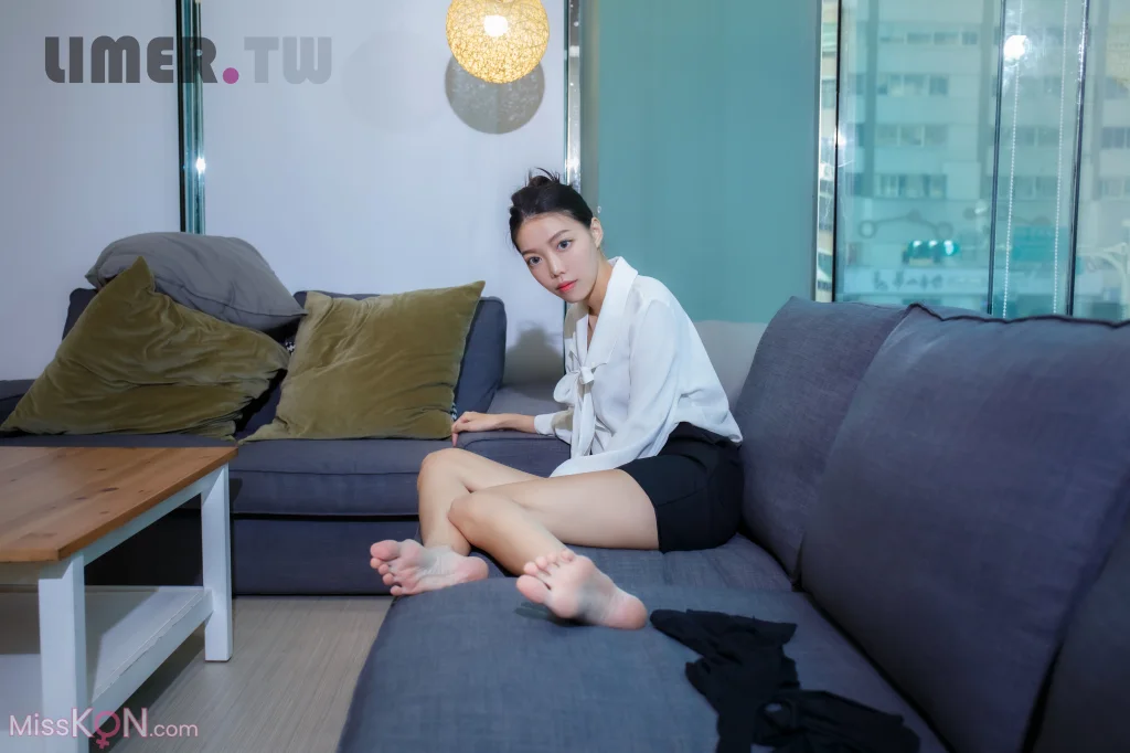 [Limerence原创] No.077_ Joy 美腿秘书的居家生活