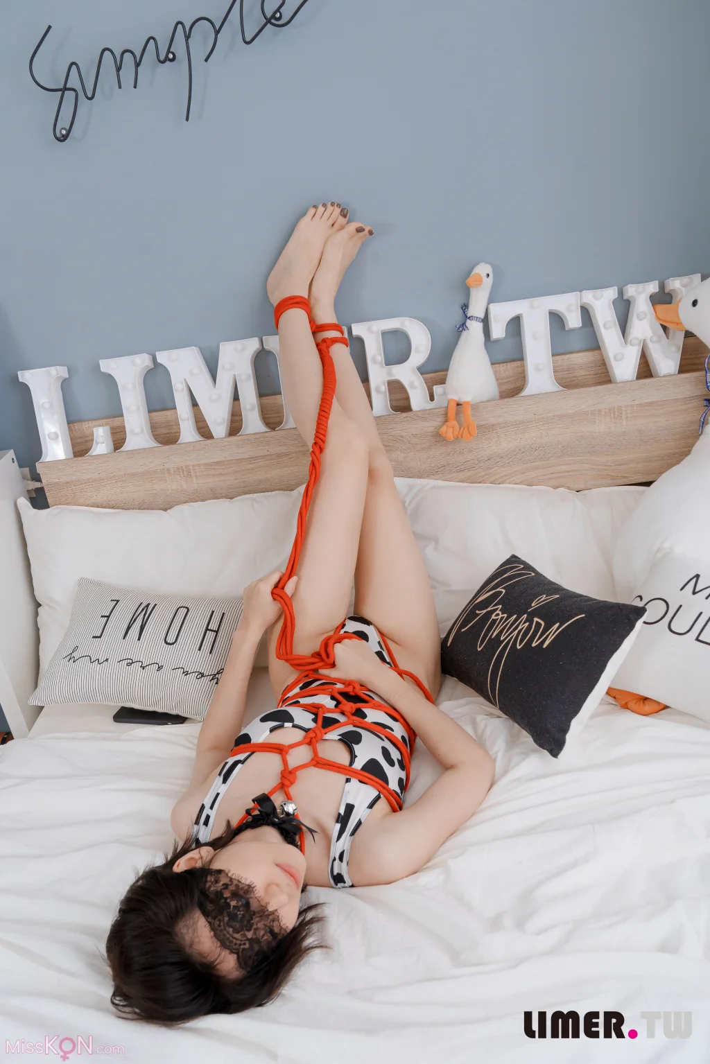 [Limerence原创] No.079_ Michii 小乳牛翘班被抓包惨遭五花大绑