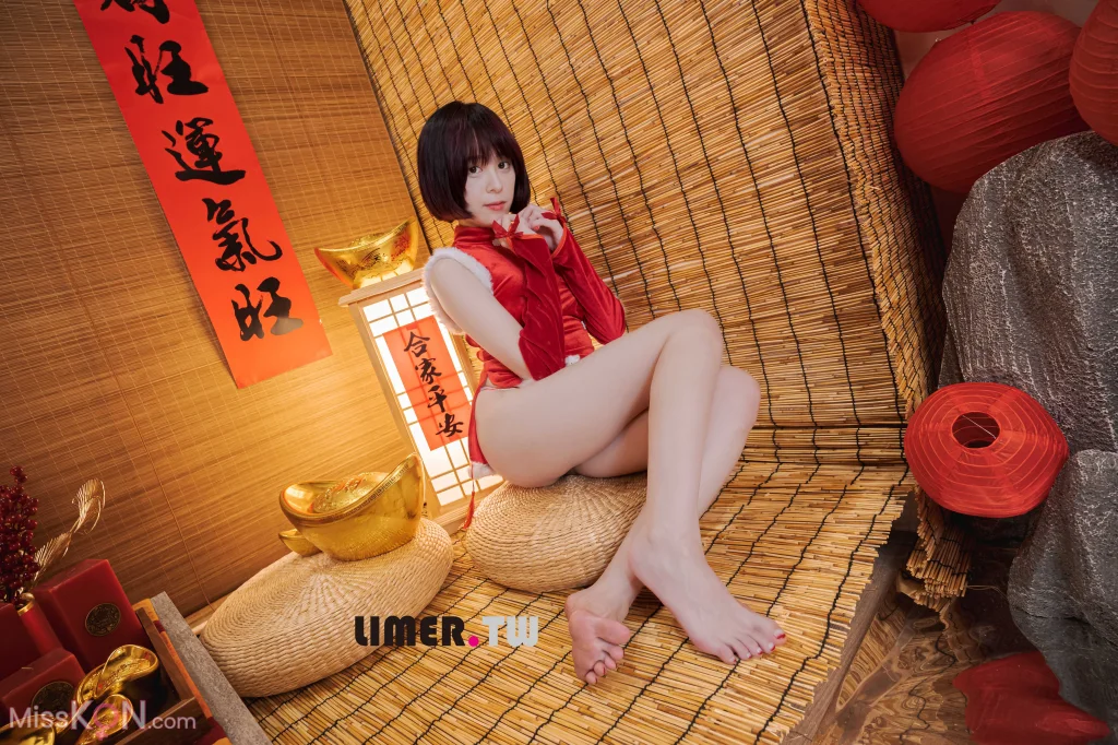 [Limerence原创] No.094_ Yua 新年特輯 裸足 拜年