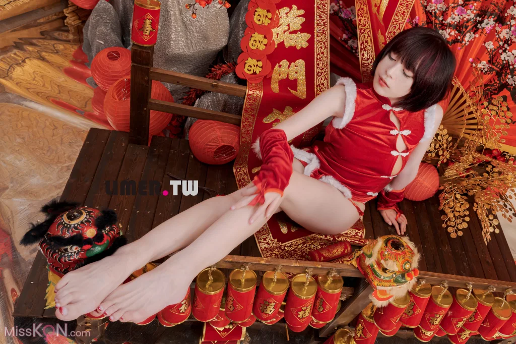 [Limerence原创] No.094_ Yua 新年特輯 裸足 拜年