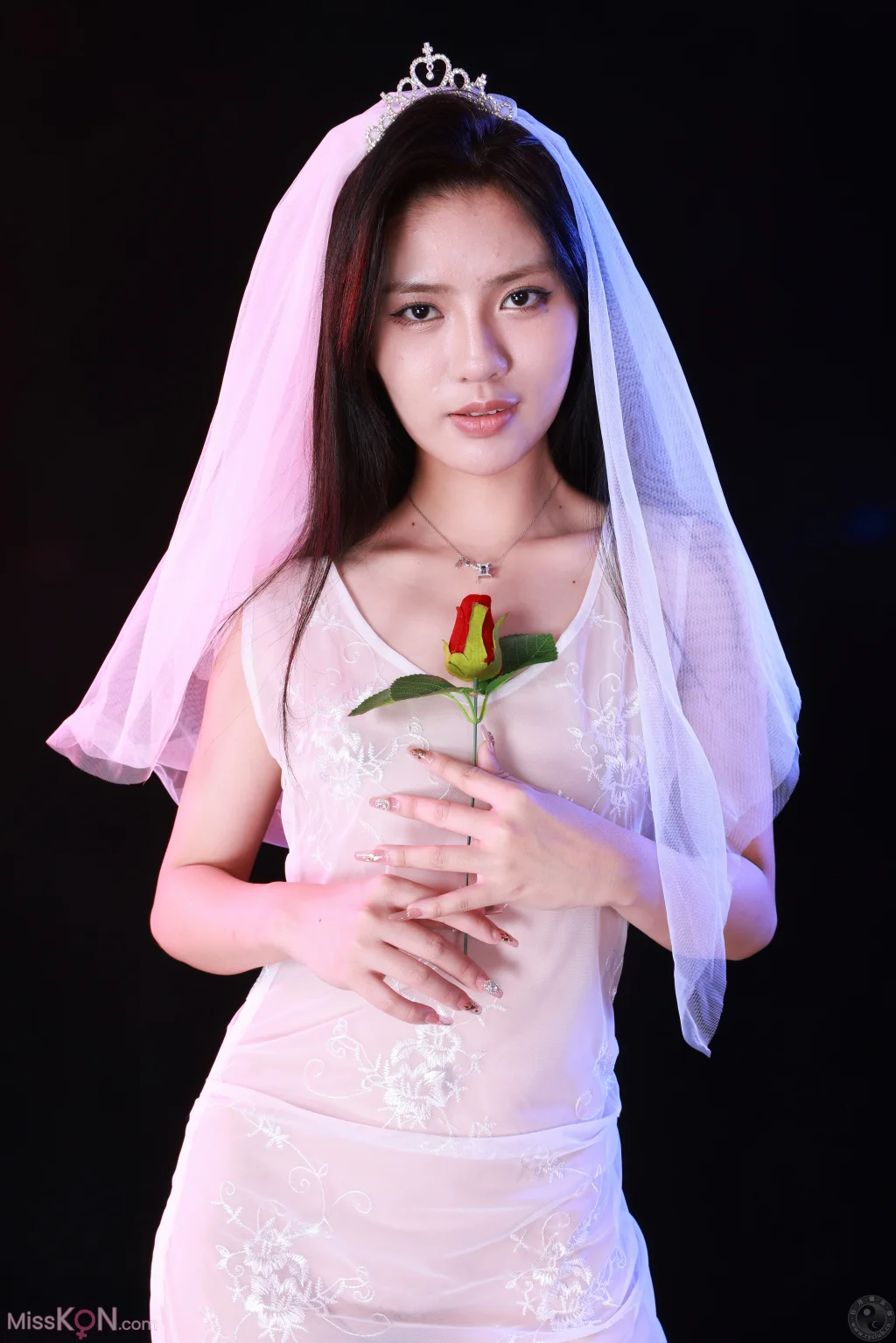 [Private Photoshoot] 小旭_ 冷艳女神极美身材 全尺度私拍