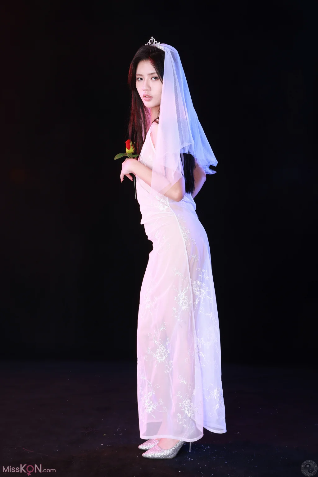 [Private Photoshoot] 小旭_ 冷艳女神极美身材 全尺度私拍