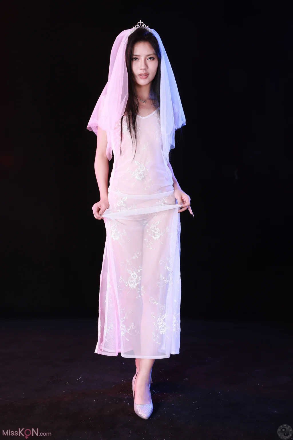 [Private Photoshoot] 小旭_ 冷艳女神极美身材 全尺度私拍