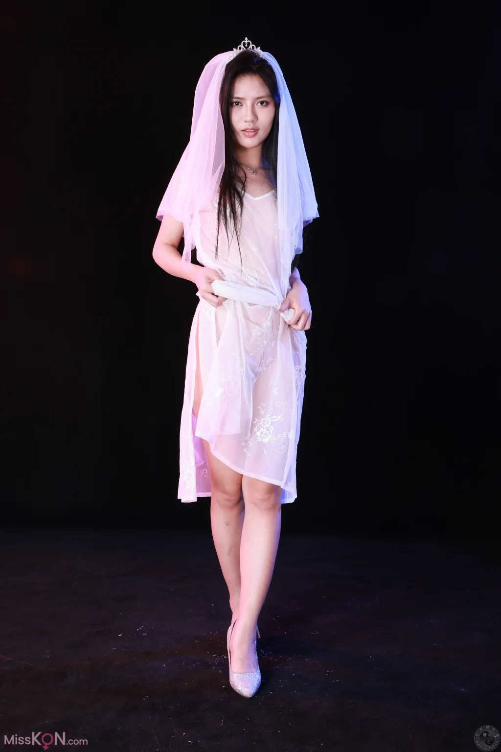 [Private Photoshoot] 小旭_ 冷艳女神极美身材 全尺度私拍