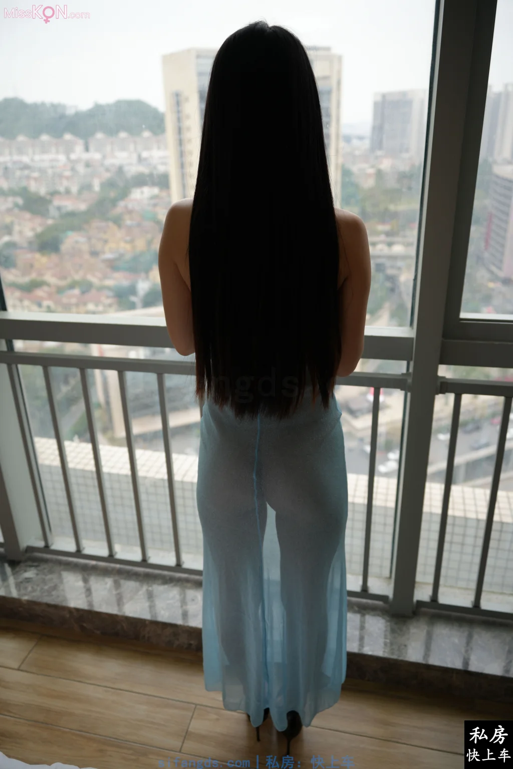 [Private Photoshoot] 芯芯_ 纯欲女神 满足你一切的所需