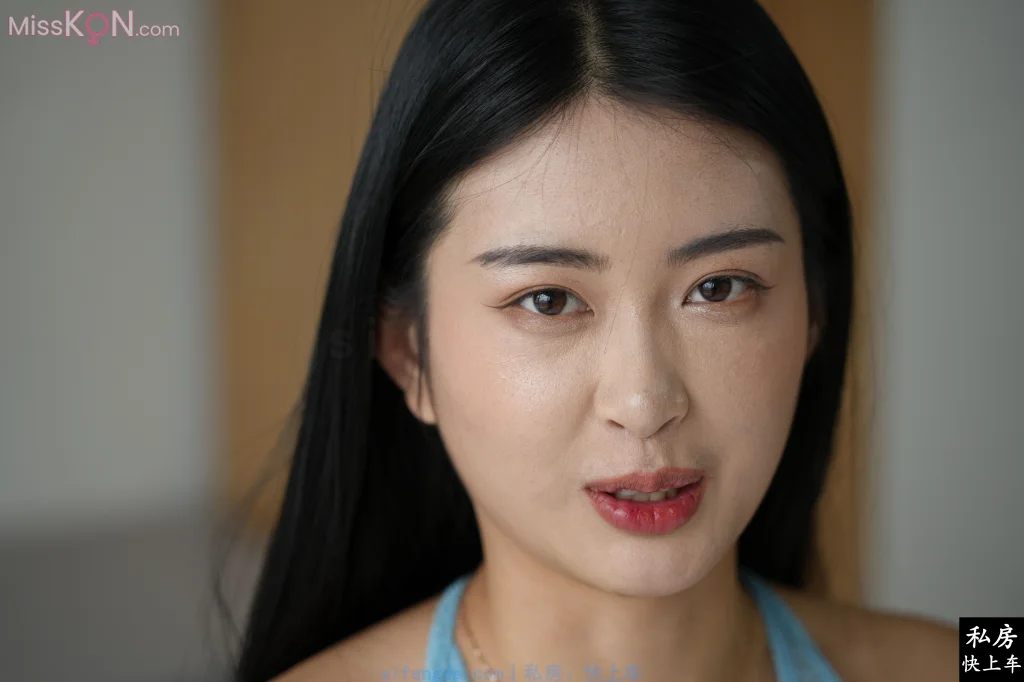 [Private Photoshoot] 芯芯_ 纯欲女神 满足你一切的所需