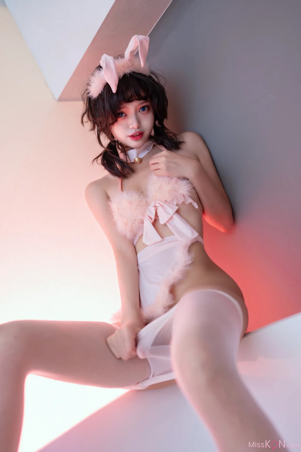 [XR Uncensored] 巧巧_ R18 秀人网模特 粉红色的小兔子