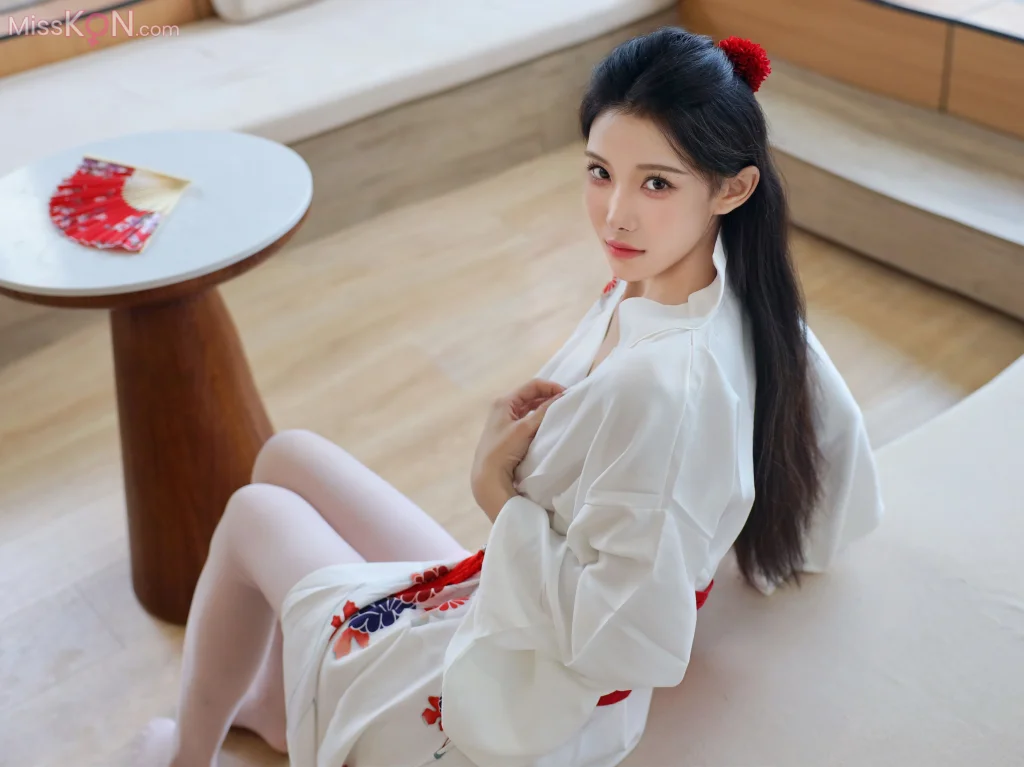 [XR Uncensored] 梨霜儿_ R18 秀人网模特 潘金莲