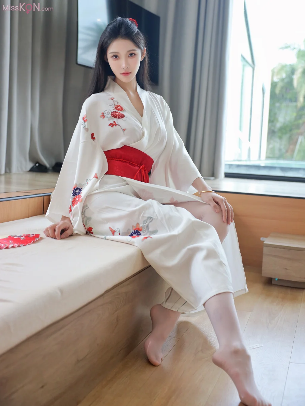 [XR Uncensored] 梨霜儿_ R18 秀人网模特 潘金莲