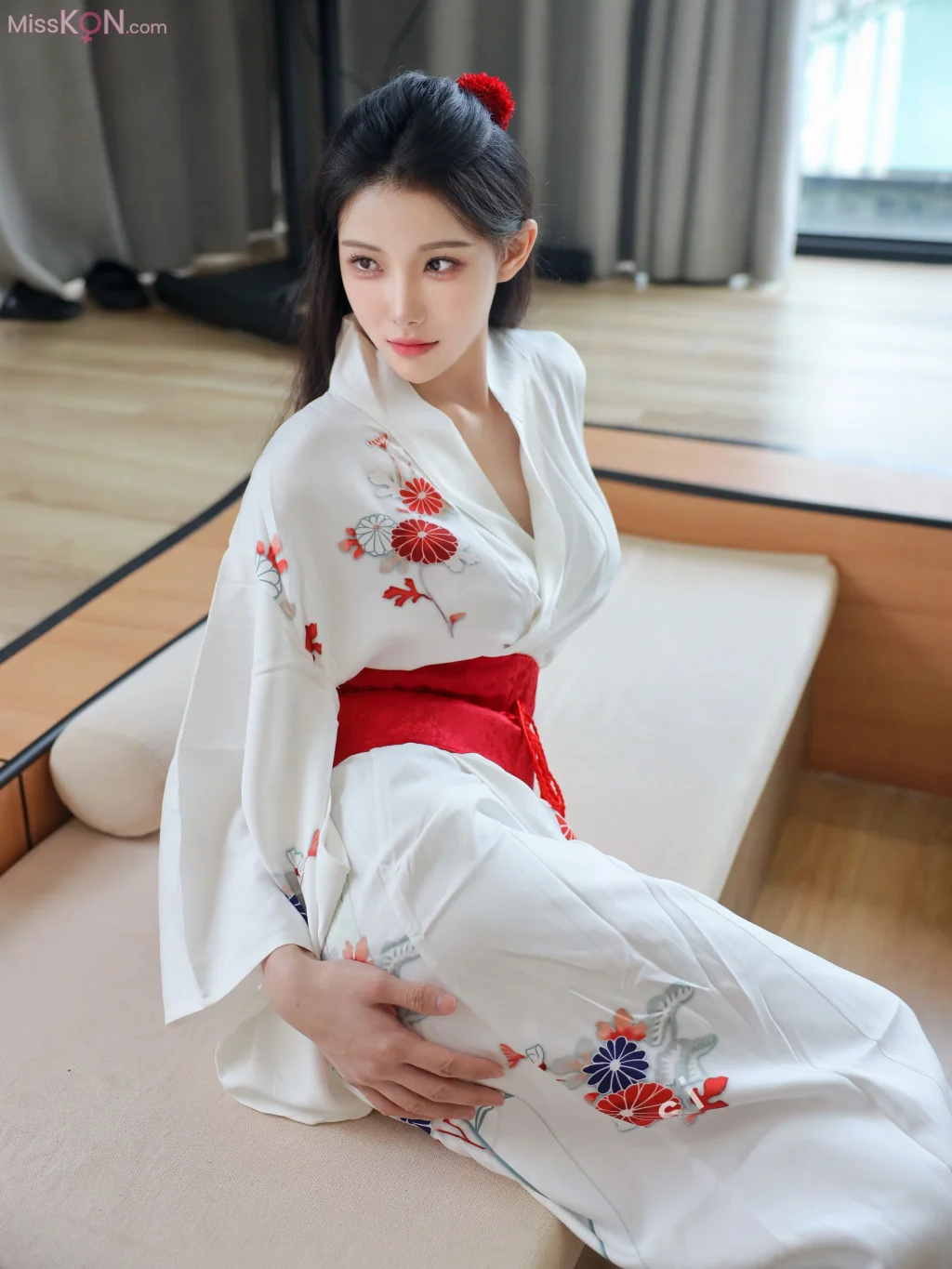 [XR Uncensored] 梨霜儿_ R18 秀人网模特 潘金莲