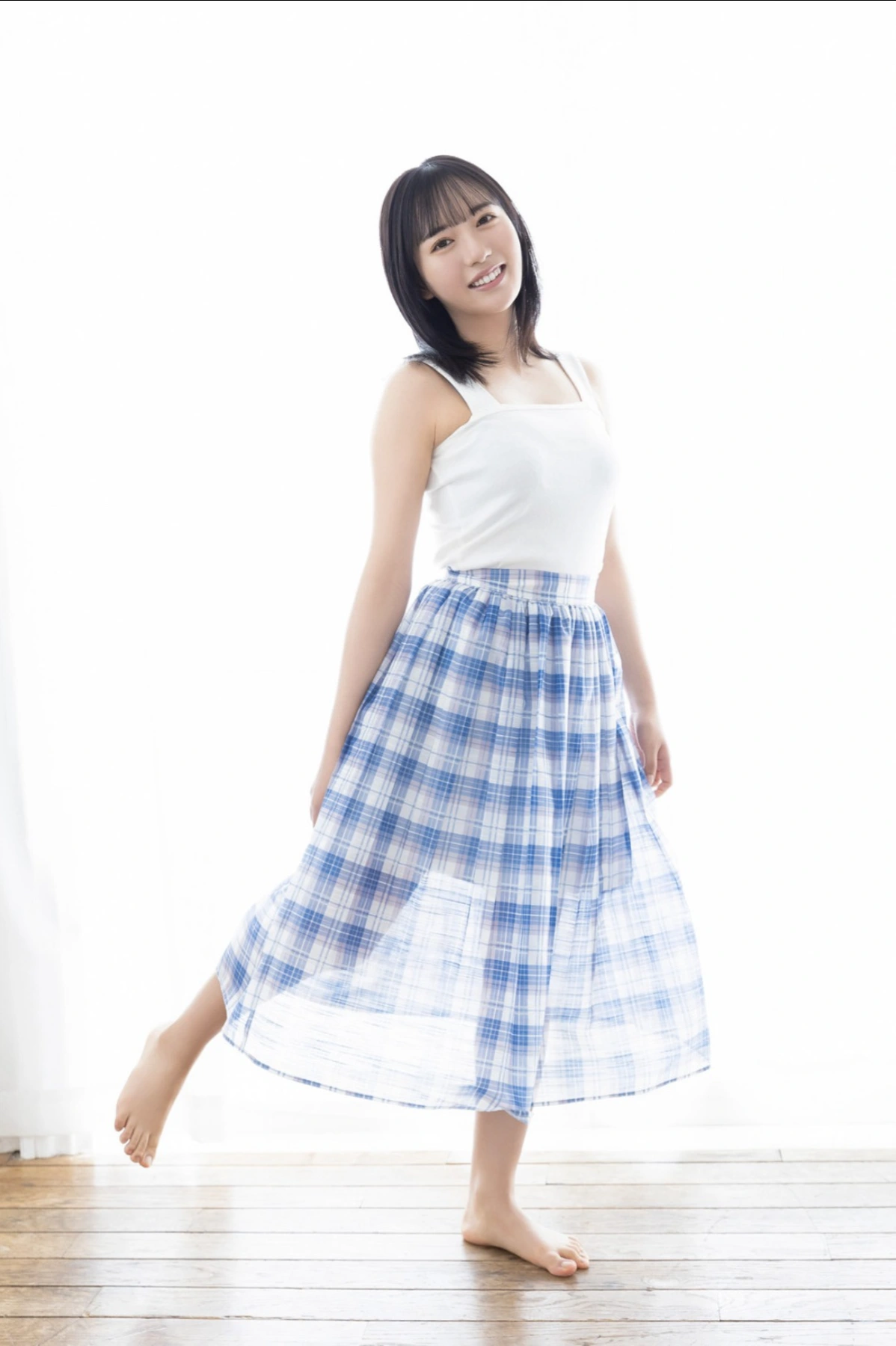 Karin Touno 塔乃花鈴, FLASHデジタル写真集R 清楚やめちゃいます…