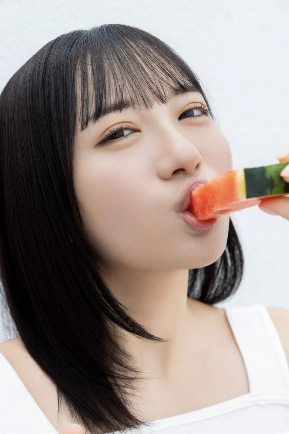 Karin Touno 塔乃花鈴, FLASHデジタル写真集R 清楚やめちゃいます…