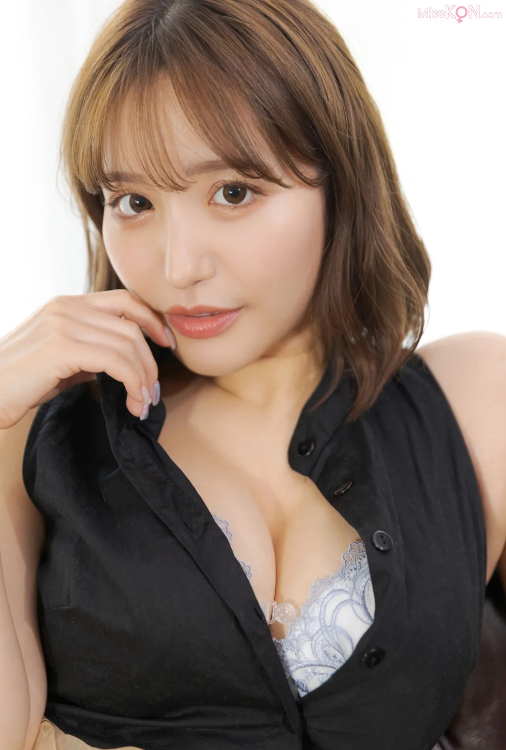 Sarina Momonaga (百永さりな)_ Perfect Day For A Date デート日和