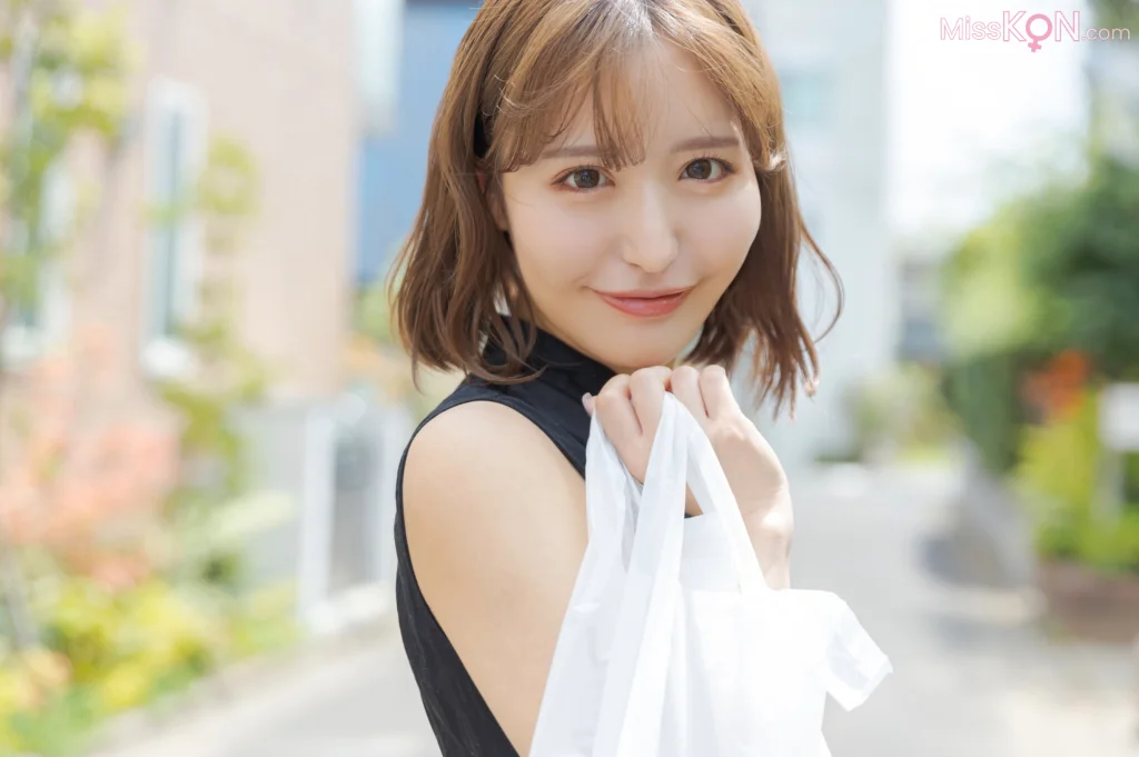 Sarina Momonaga (百永さりな)_ Perfect Day For A Date デート日和