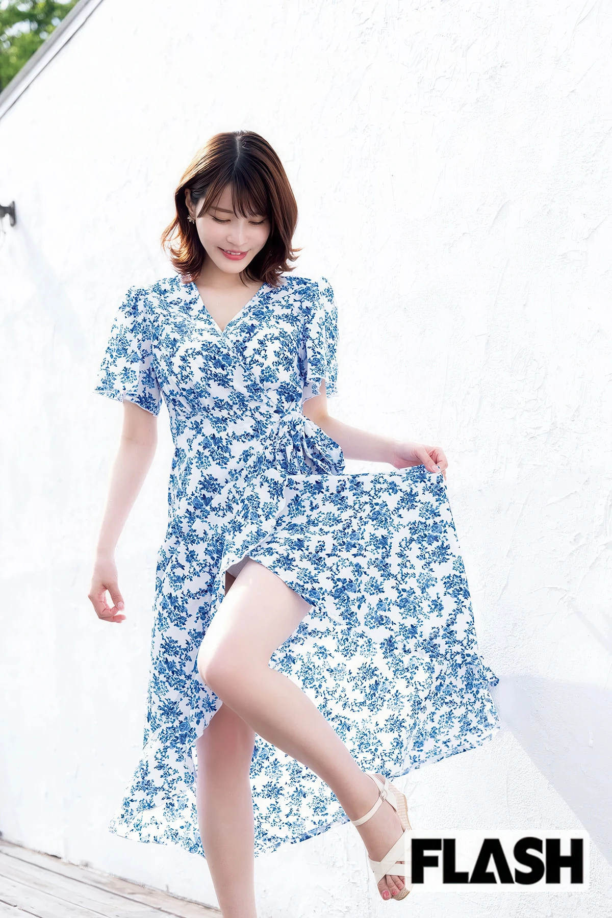 Asuka Kishi 岸明日香, Hana Takeuchi 竹内花, FLASH 2025.09.02 (フラッシュ 2025年9月2日号)