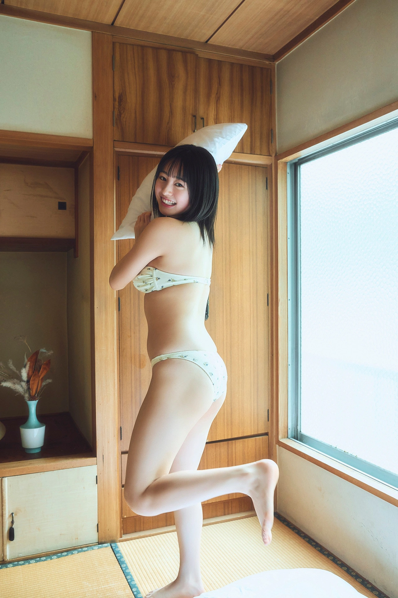 Miu Shirahama 白濱美兎, 週チャンデジグラ 「夏、背伸び」 Set.02