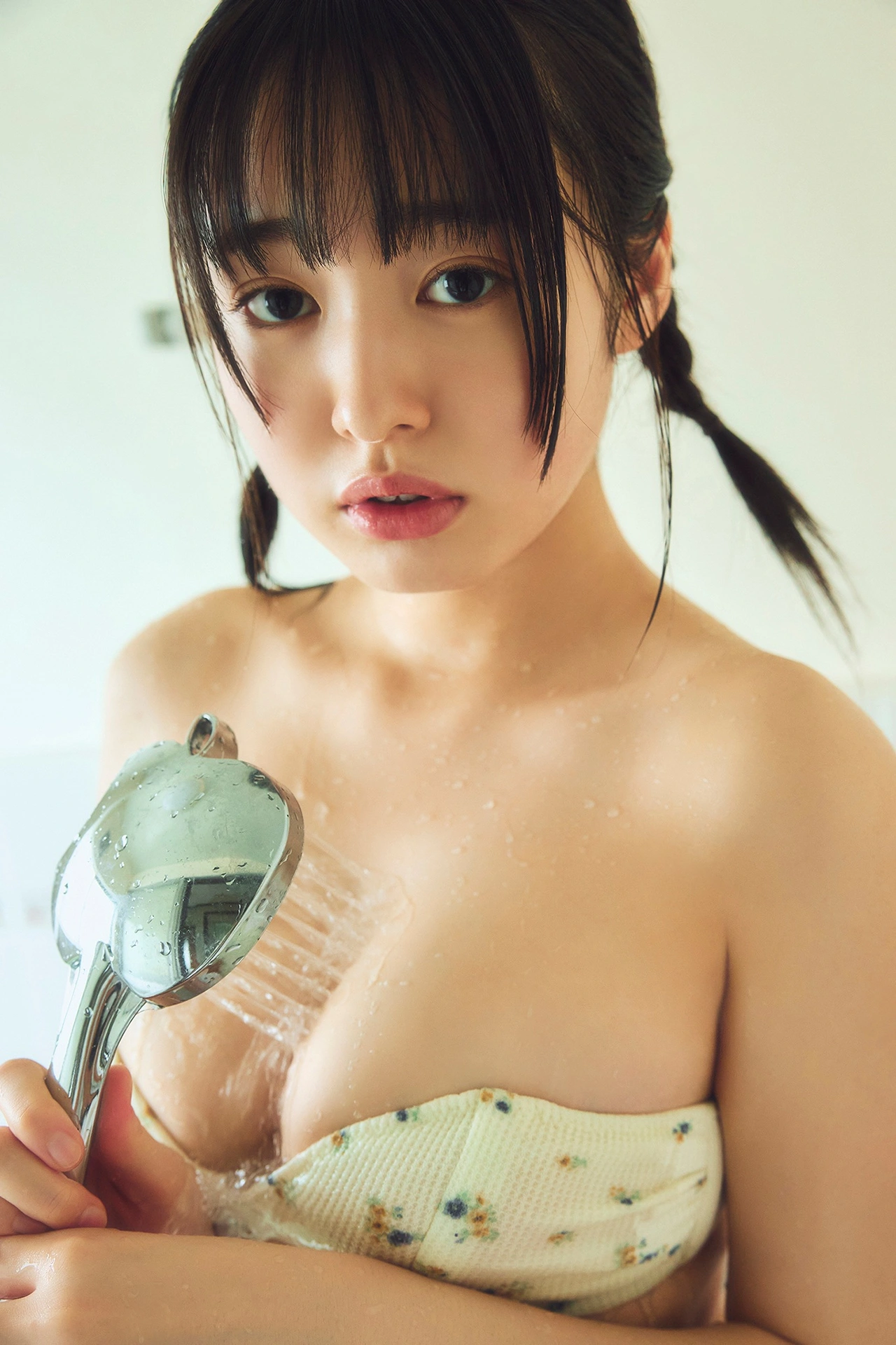 Miu Shirahama 白濱美兎, 週チャンデジグラ 「夏、背伸び」 Set.02