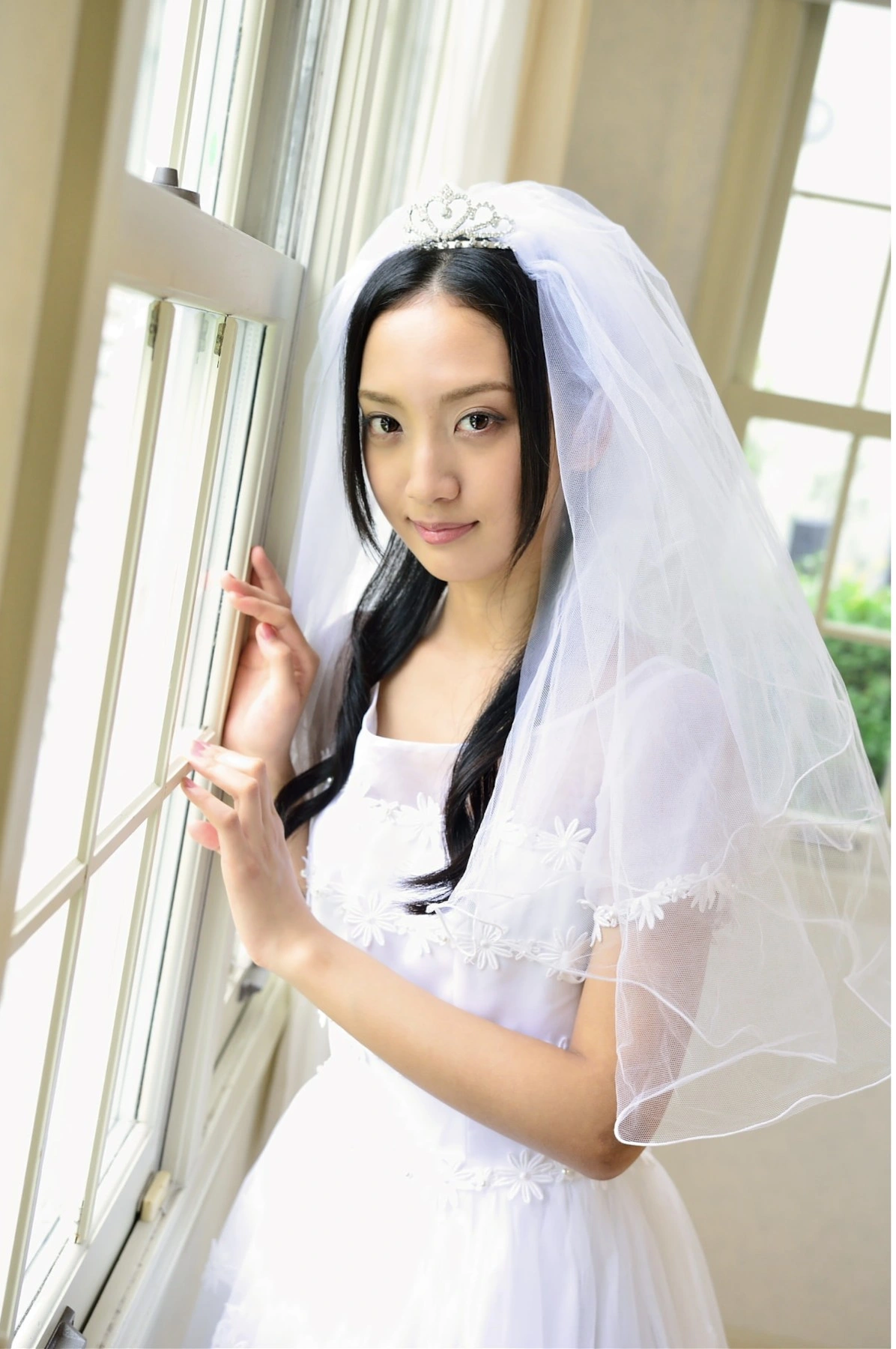 An Tsujimoto 辻本杏, 写真集 Sweet Lover 「白と黒の誘惑」 Set.02