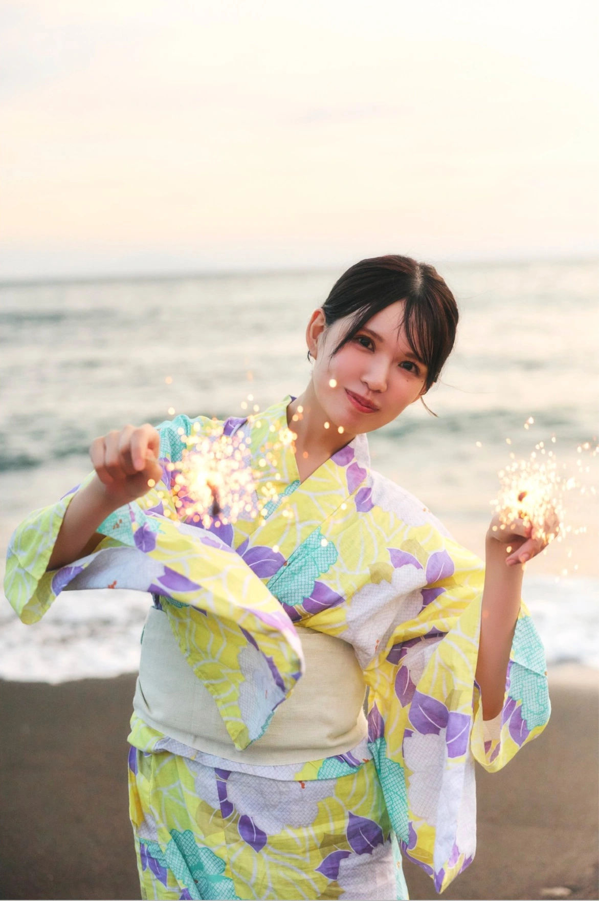 Ayaka Okamoto 岡本彩夏, SPA!デジタル写真集 「初めてで彩る“夏” 全50カット先行公開」 Set.01