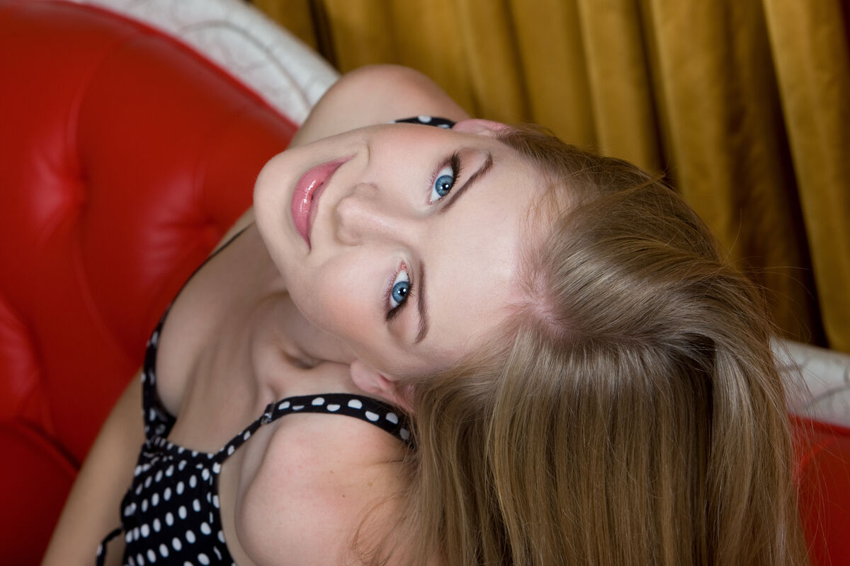 MetArt Flavia A - Presenting Flavia Part01