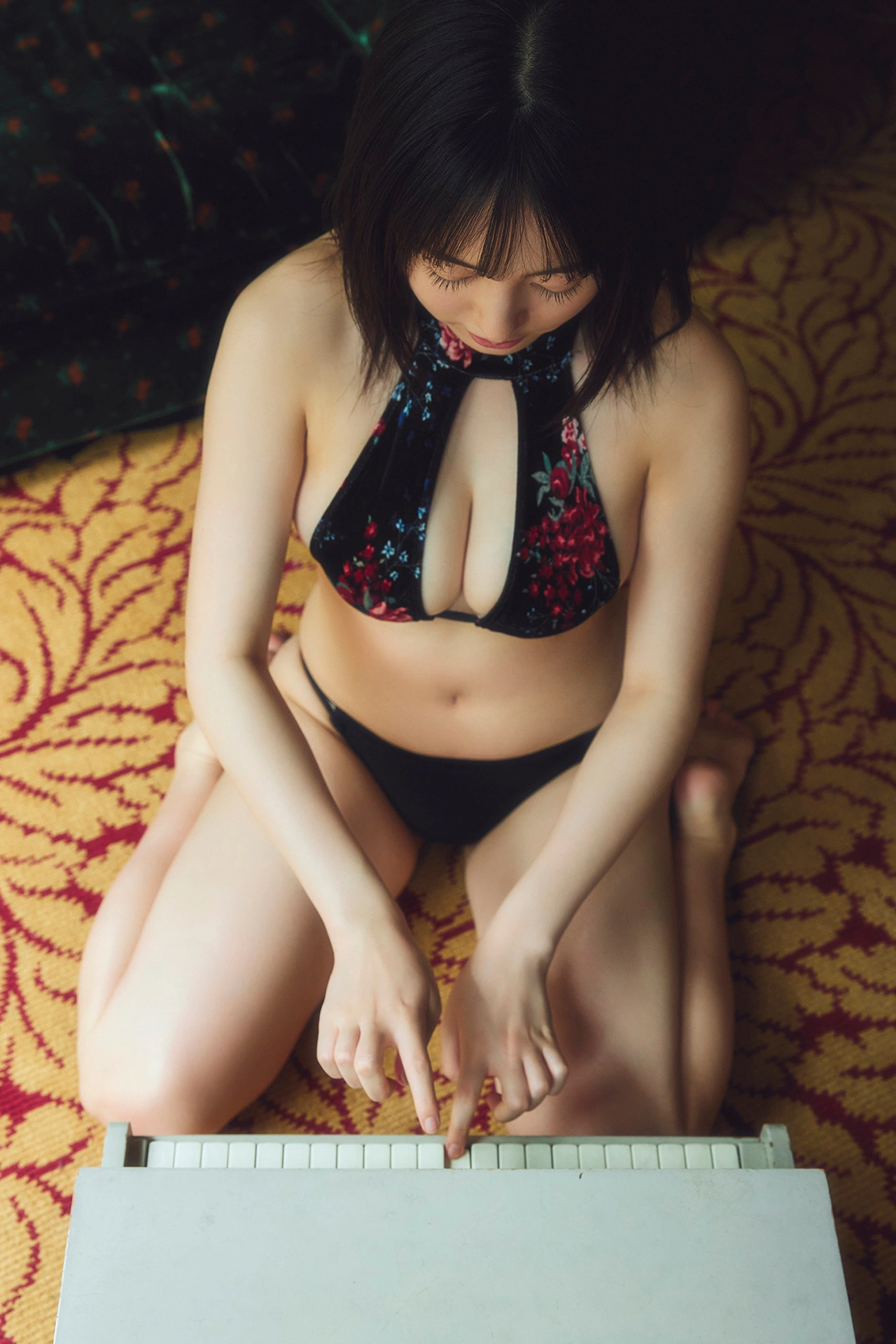 Miu Shirahama 白濱美兎, 週チャンデジグラ 「夏、背伸び」 Set.03