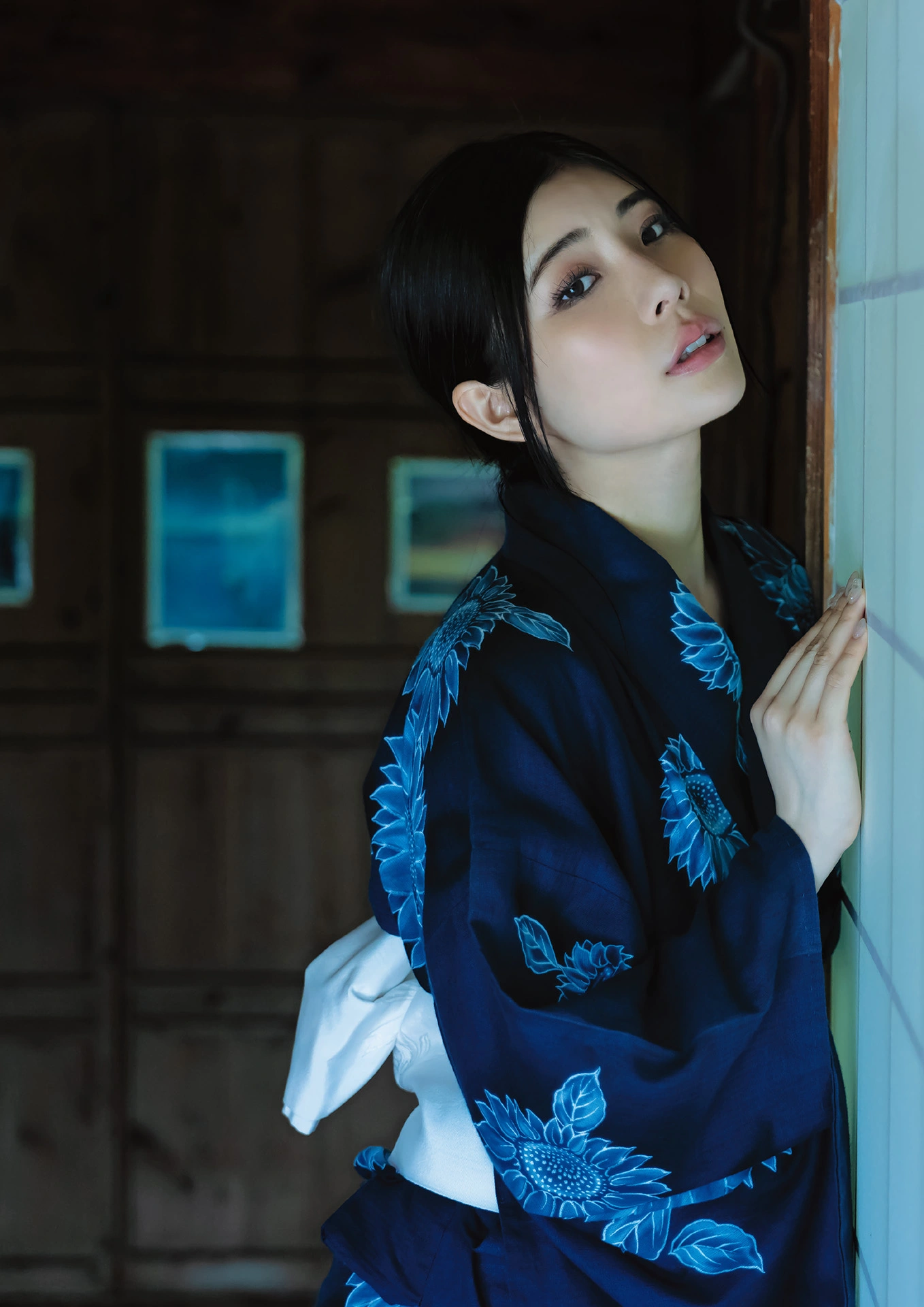 Rei Kamiki 神木麗, 写真集 「Beyond」 Set.01