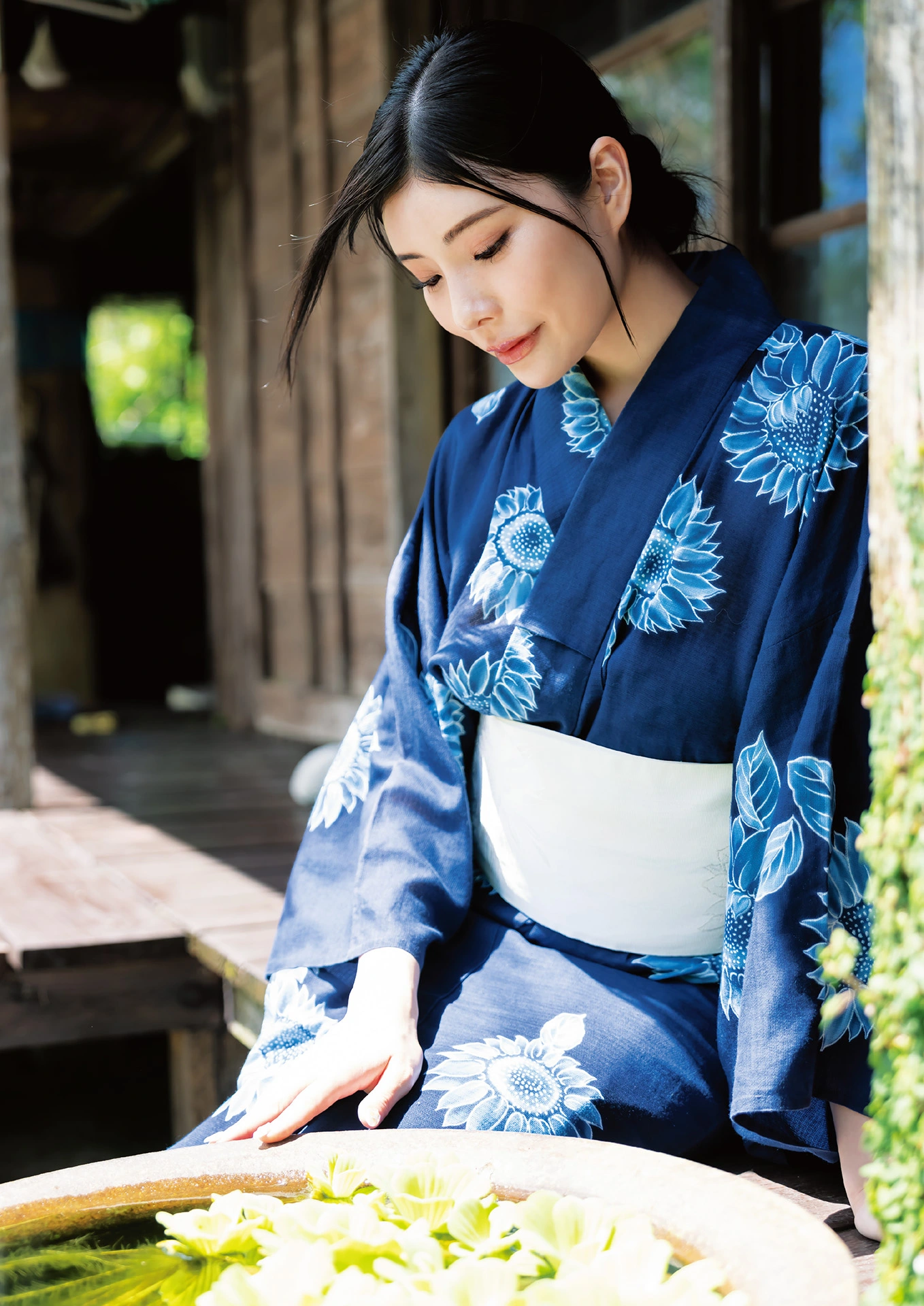 Rei Kamiki 神木麗, 写真集 「Beyond」 Set.01