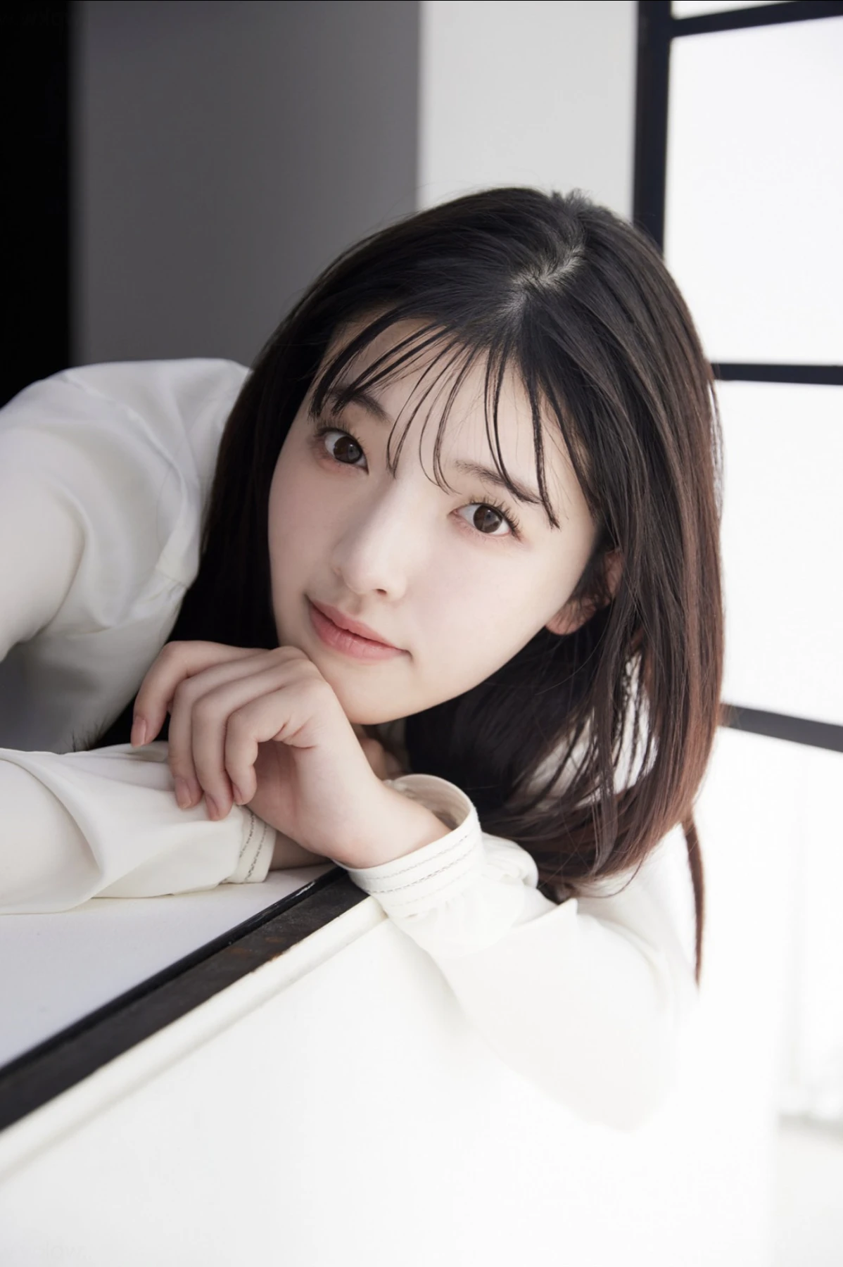 Nao Satsuki 彩月七緒, FLASHデジタル写真集R 美しき喘ぎ