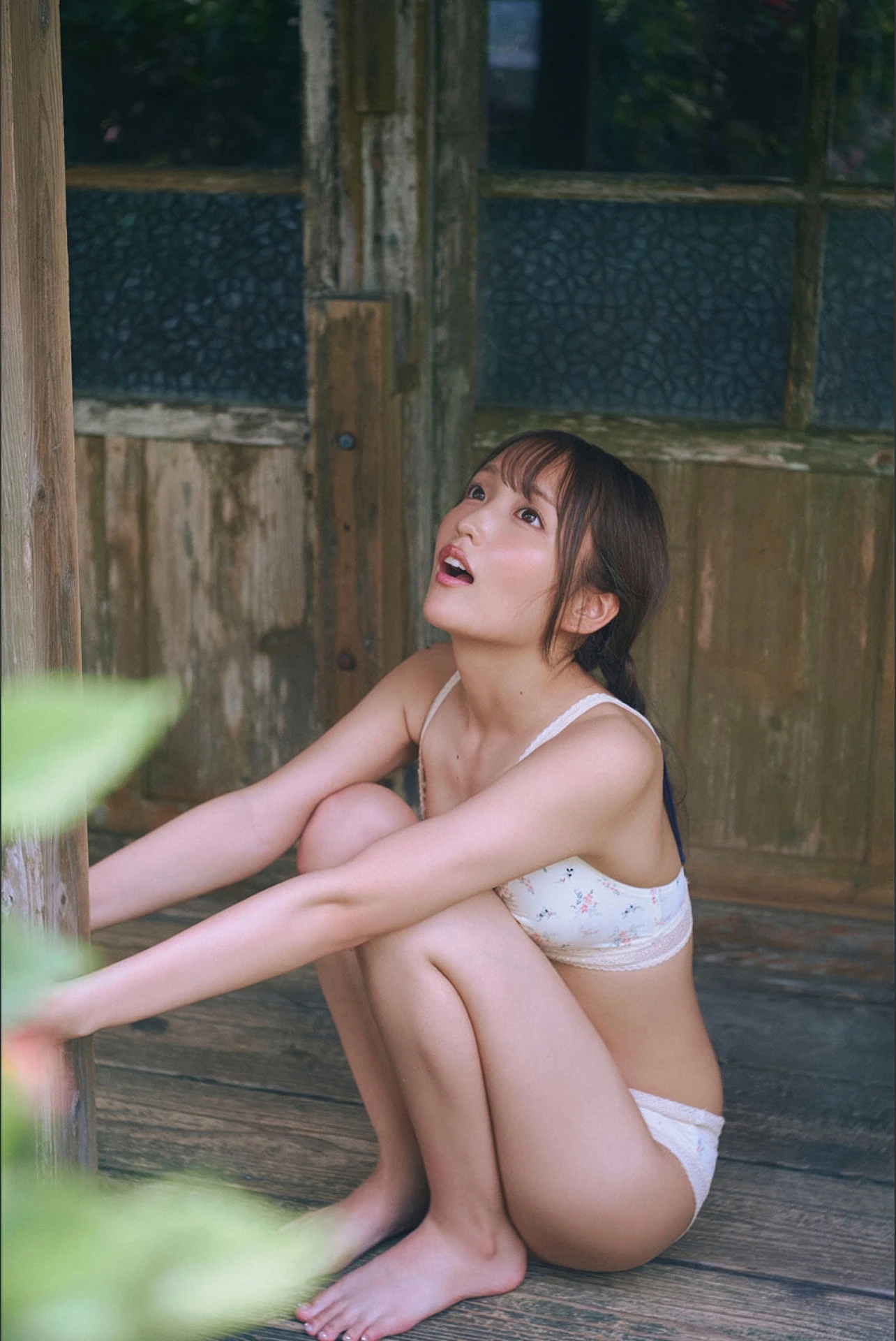 NEO ねお, 写真集 2025 Autumn Season Girl 「青にとける」