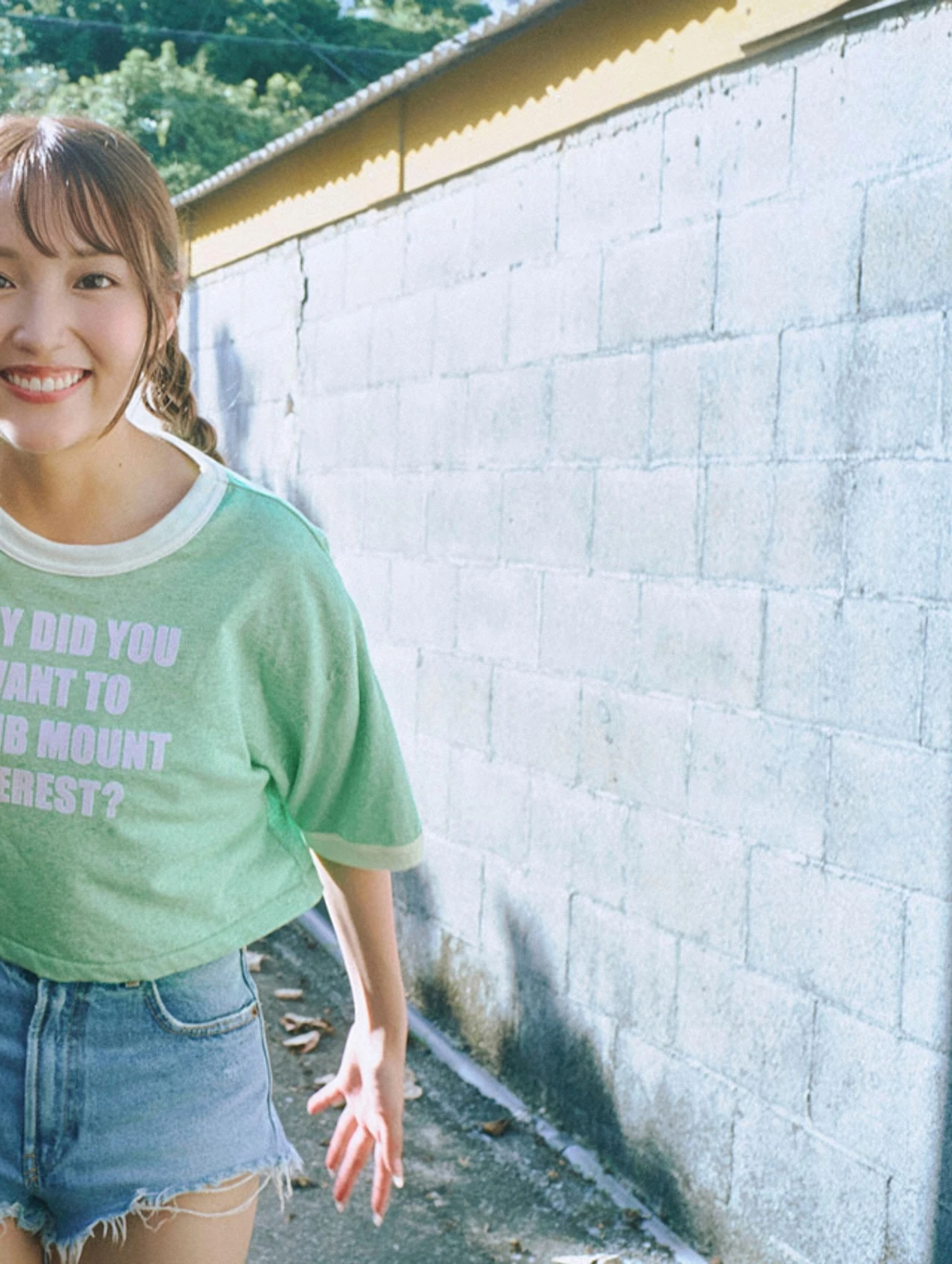 NEO ねお, 写真集 2025 Autumn Season Girl 「青にとける」