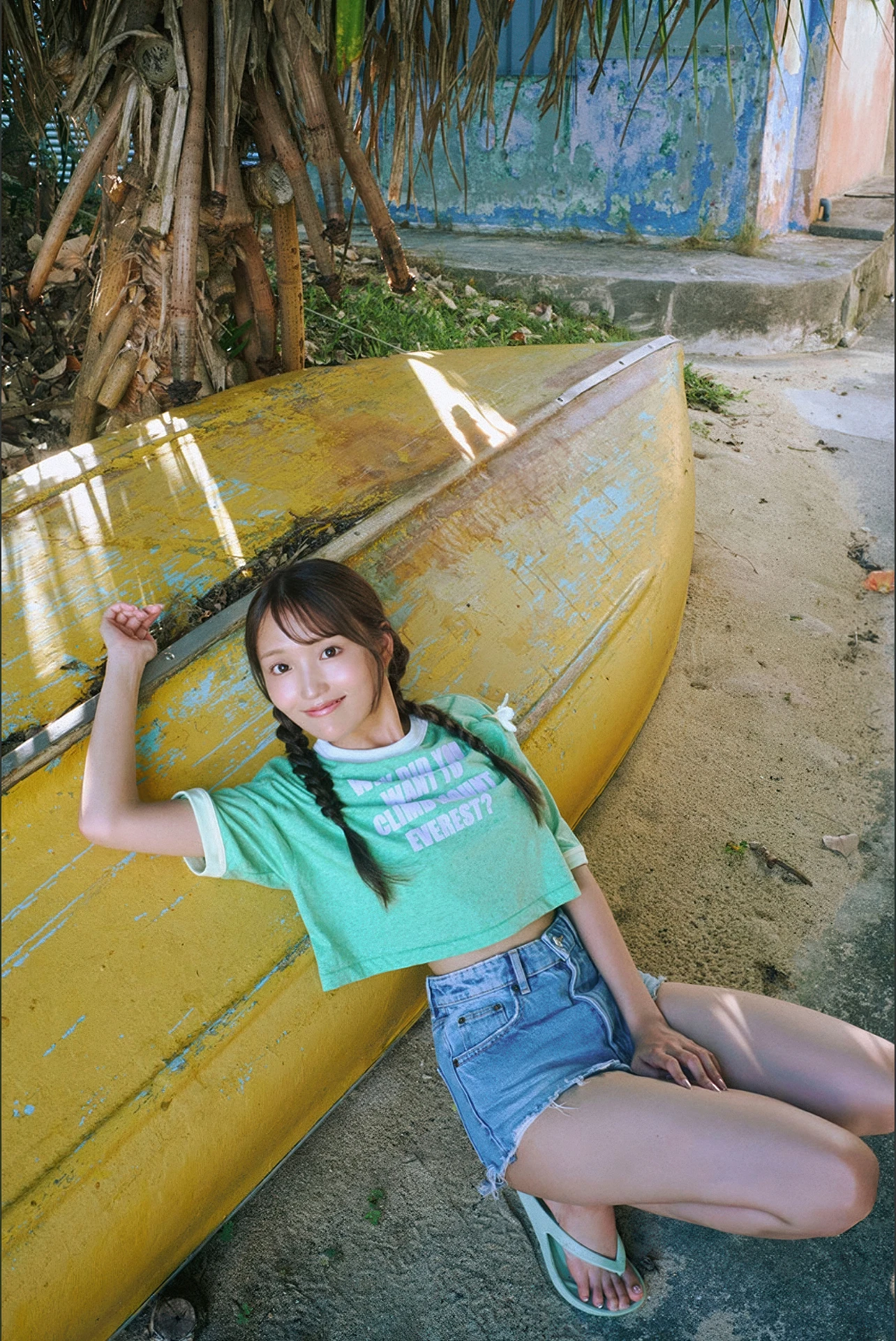 NEO ねお, 写真集 2025 Autumn Season Girl 「青にとける」