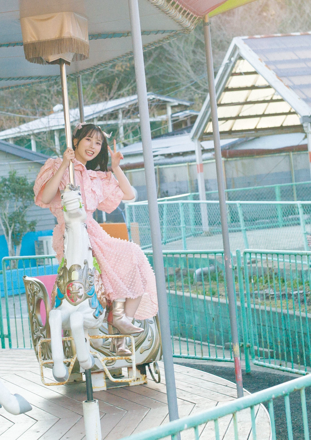 Kotoko Sasaki 佐々木琴子, 1st写真集 「明け方の夢」 Set.04