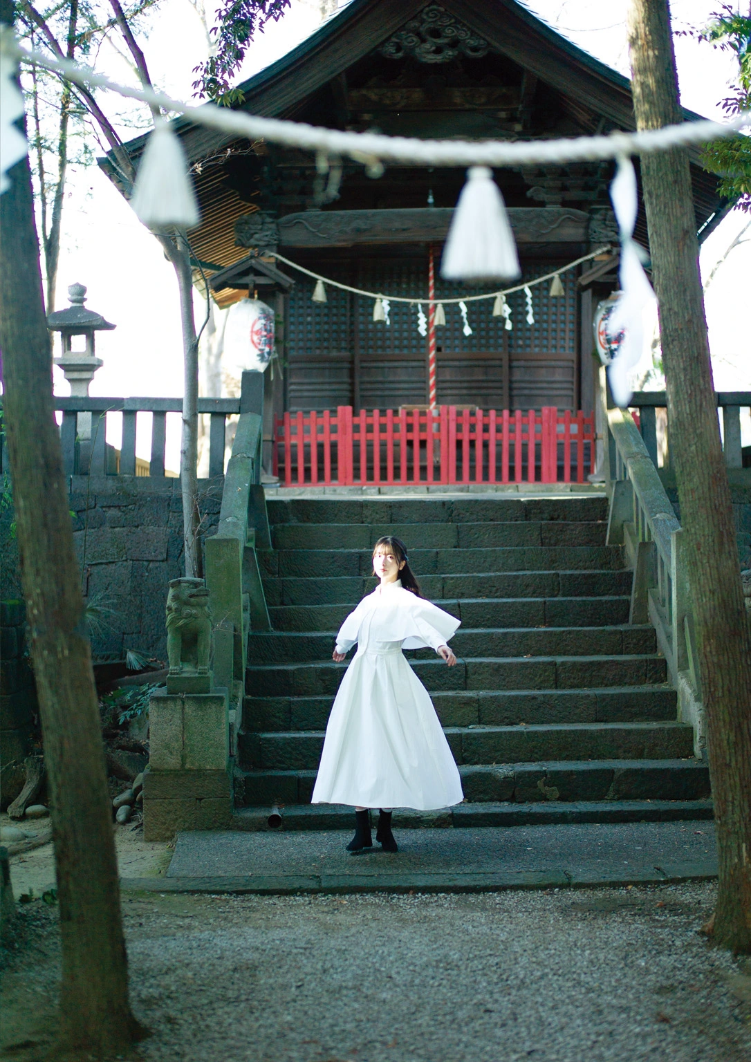 Kotoko Sasaki 佐々木琴子, 1st写真集 「明け方の夢」 Set.04