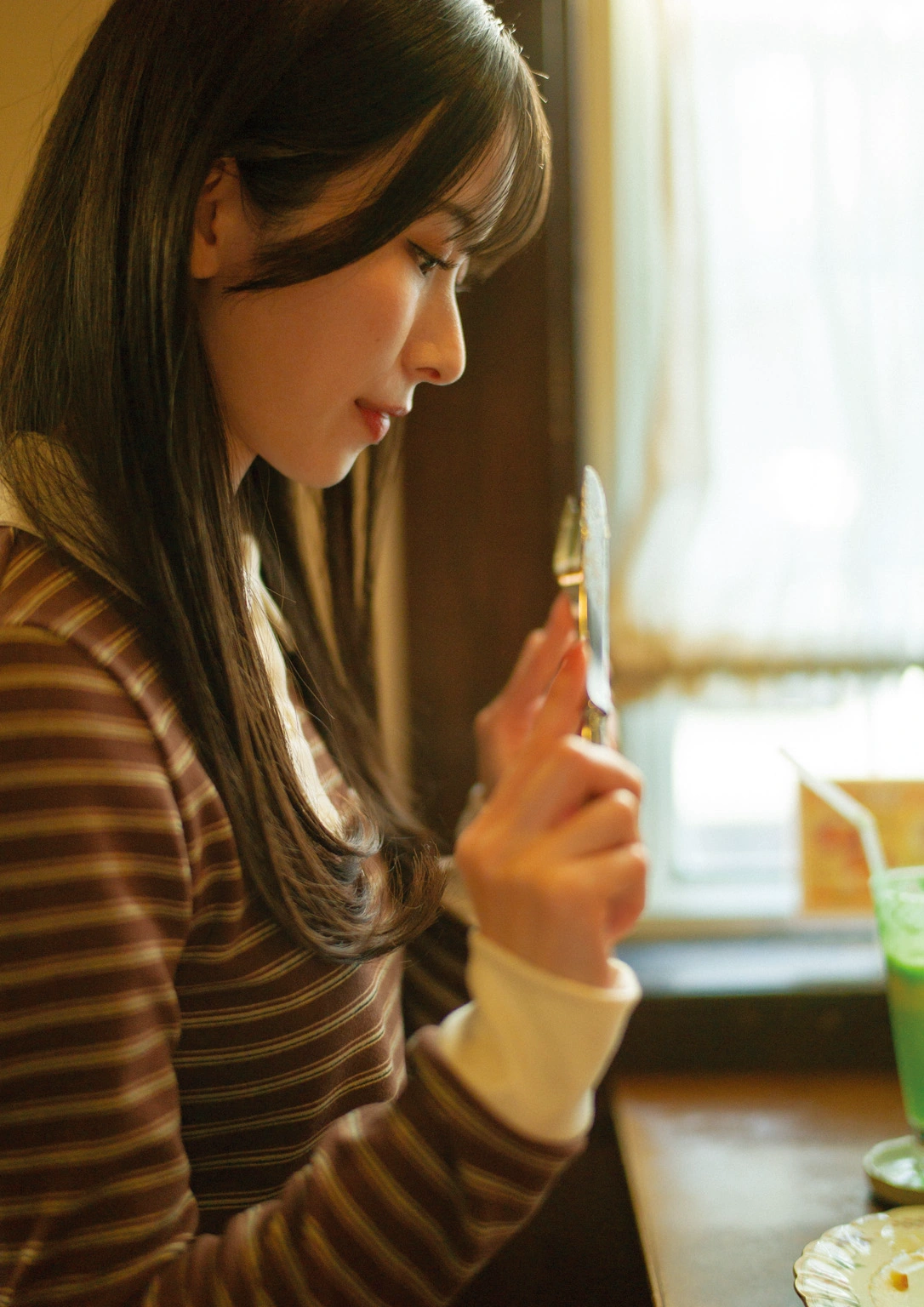 Kotoko Sasaki 佐々木琴子, 1st写真集 「明け方の夢」 Set.04