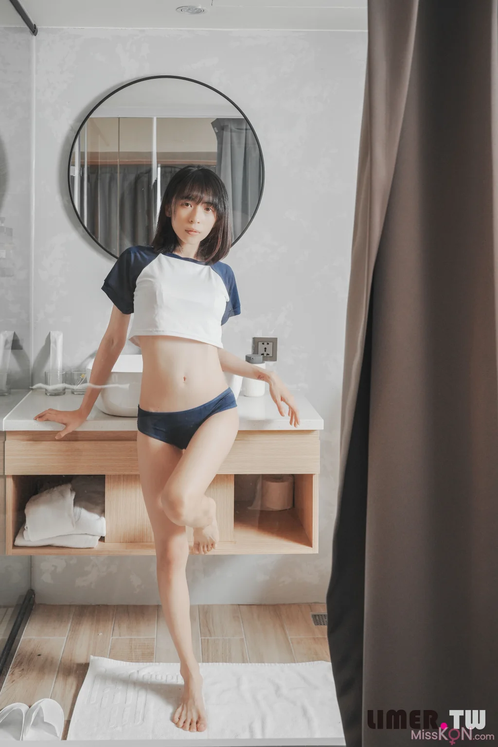 [Limerence原创] No.020_ 子子 体操服 死库水脚底纹路