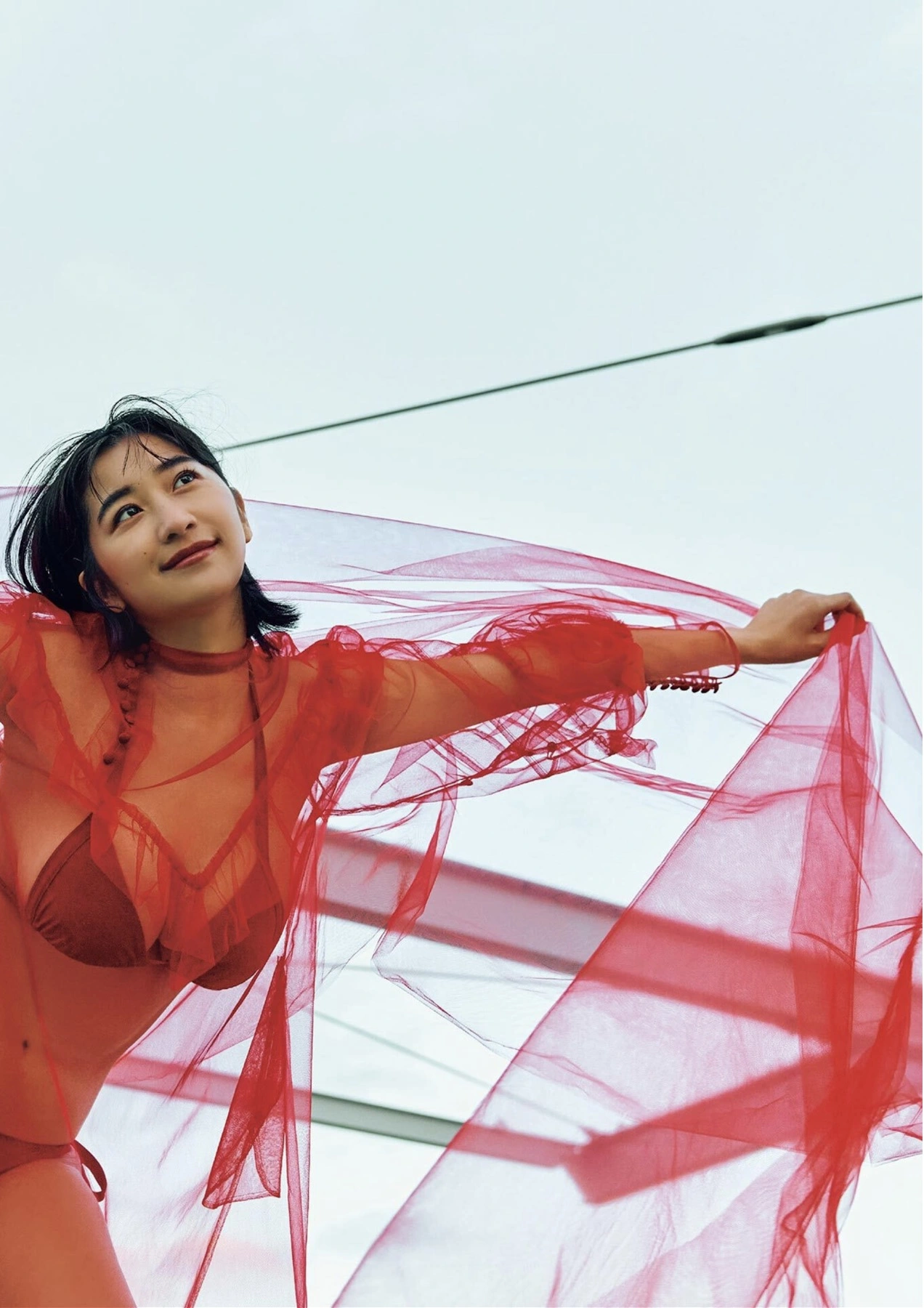 Ina Enohara 榎原依那, B.L.T. 写真集 Monster Round 4