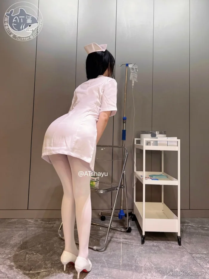 Coser@AT鲨_ 白丝护士