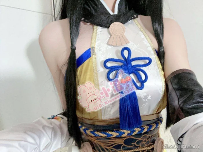 Xiaowen_5200(小温)_ 雙馬尾白虎蘿莉福利訂閱