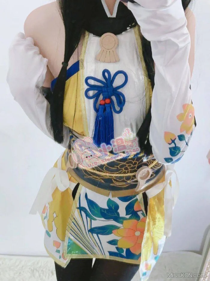 Xiaowen_5200(小温)_ 雙馬尾白虎蘿莉福利訂閱