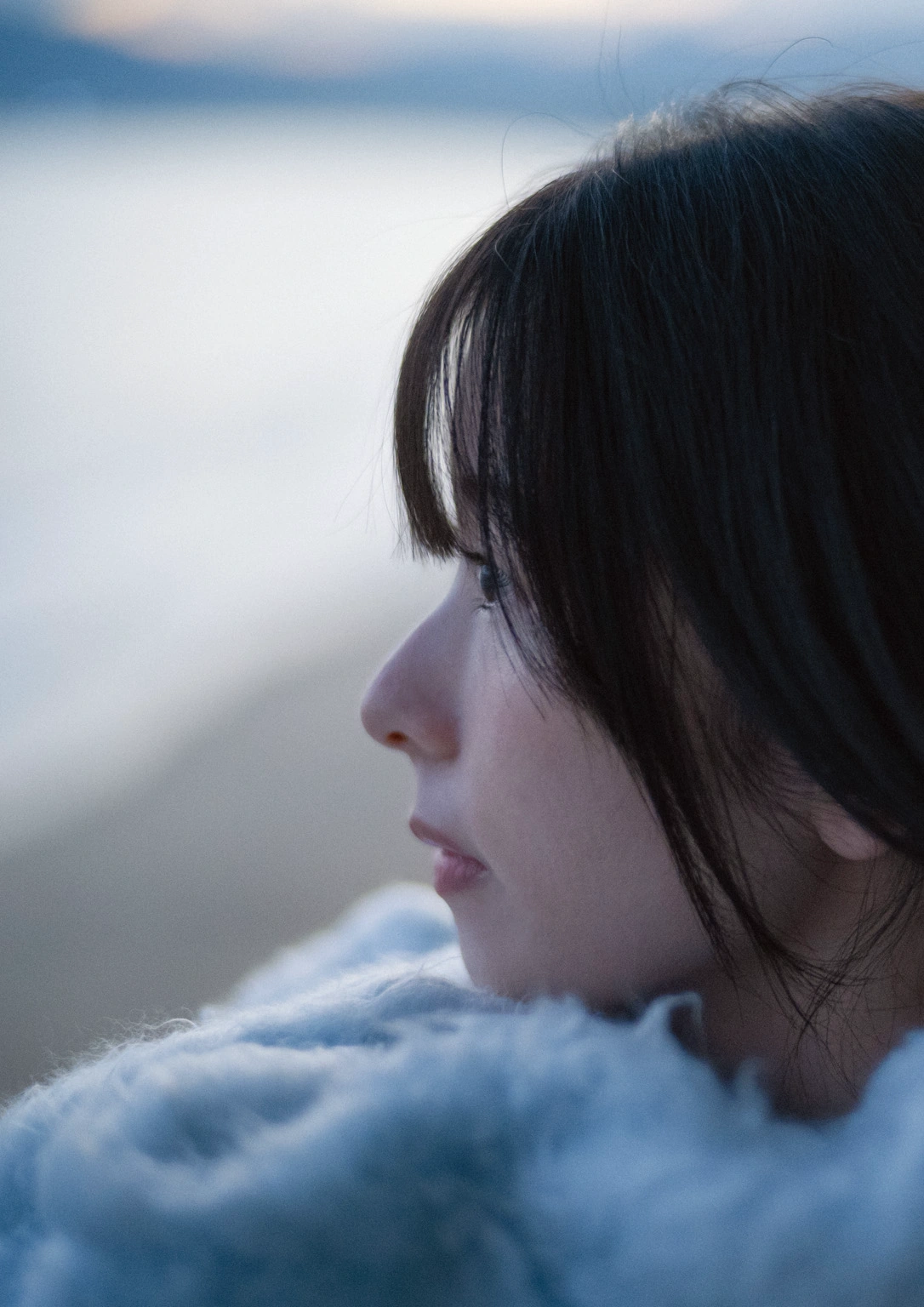 Kotoko Sasaki 佐々木琴子, 1st写真集 「明け方の夢」 Set.02