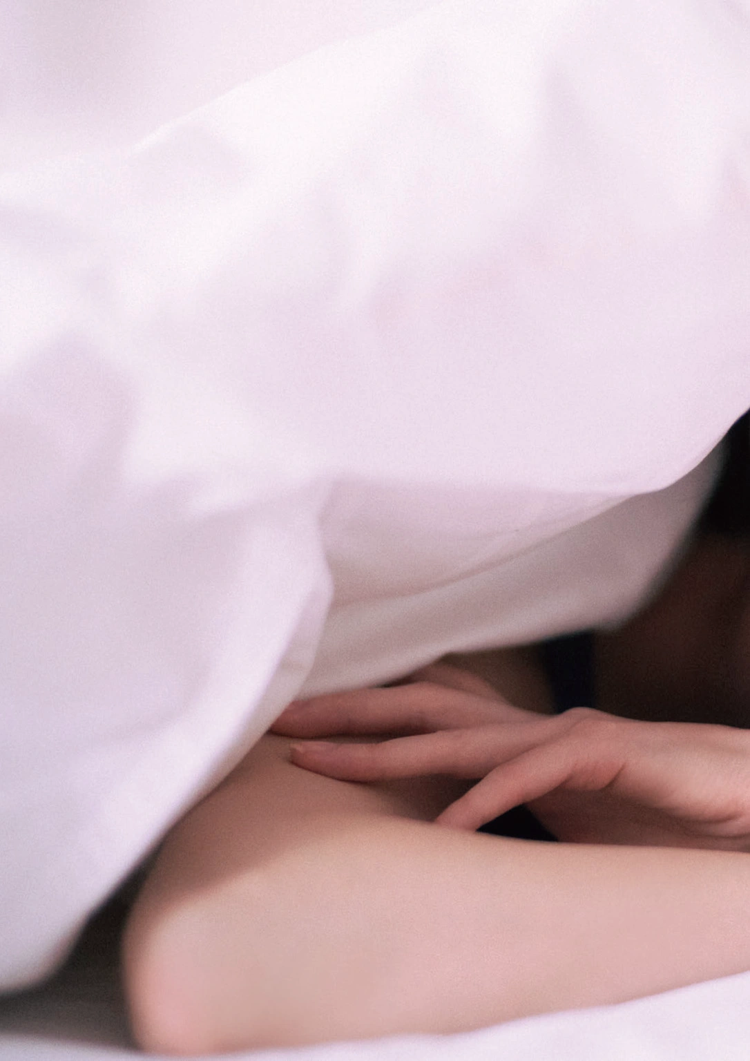 Kotoko Sasaki 佐々木琴子, 1st写真集 「明け方の夢」 Set.02
