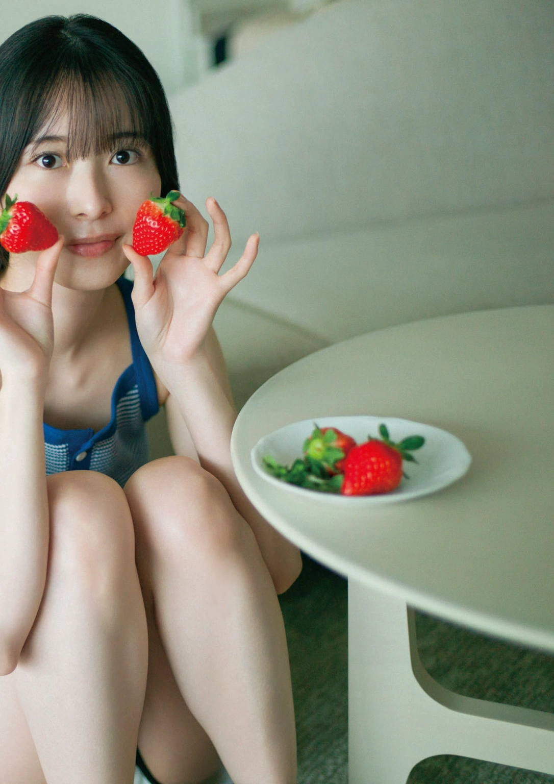 Kotoko Sasaki 佐々木琴子, 1st写真集 「明け方の夢」 Set.02