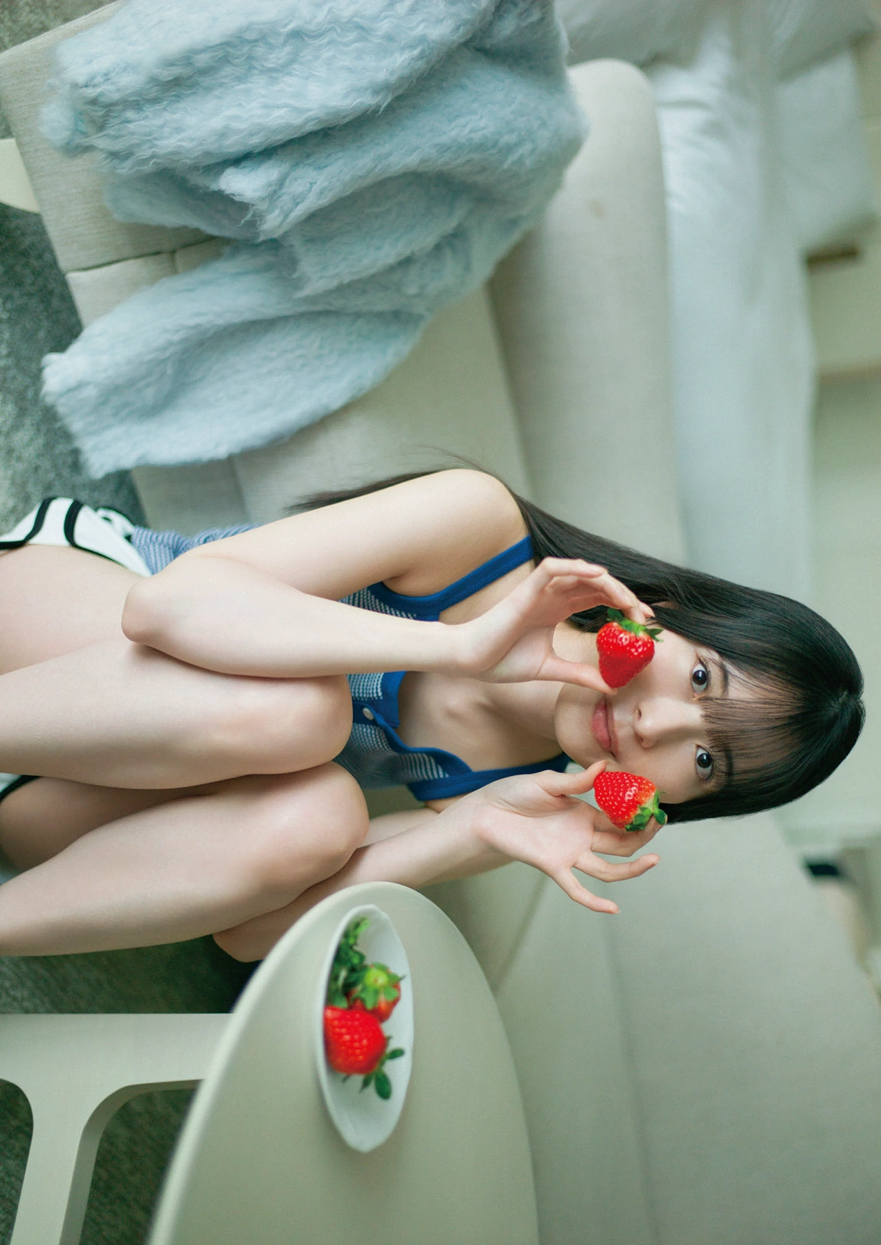 Kotoko Sasaki 佐々木琴子, 1st写真集 「明け方の夢」 Set.02