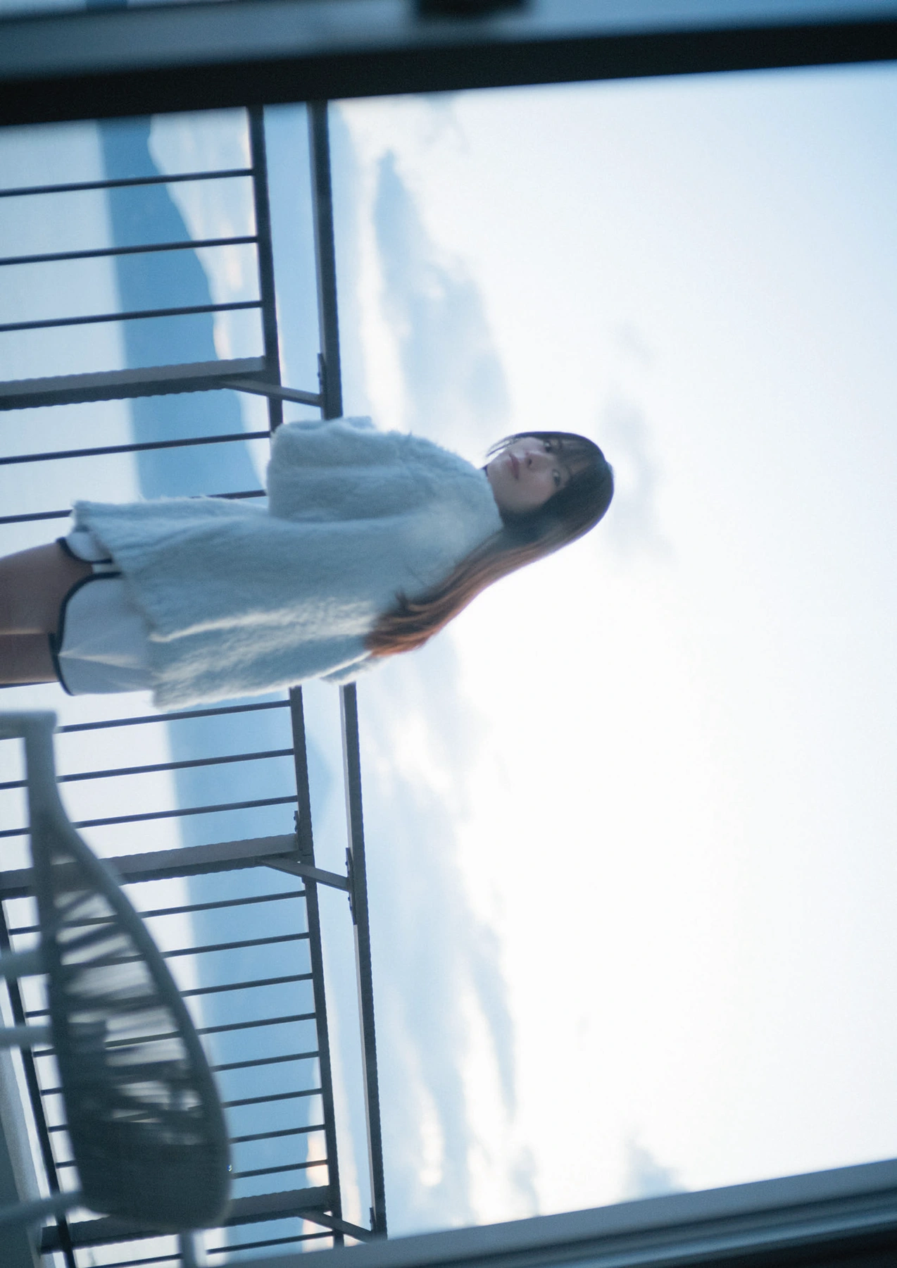 Kotoko Sasaki 佐々木琴子, 1st写真集 「明け方の夢」 Set.02